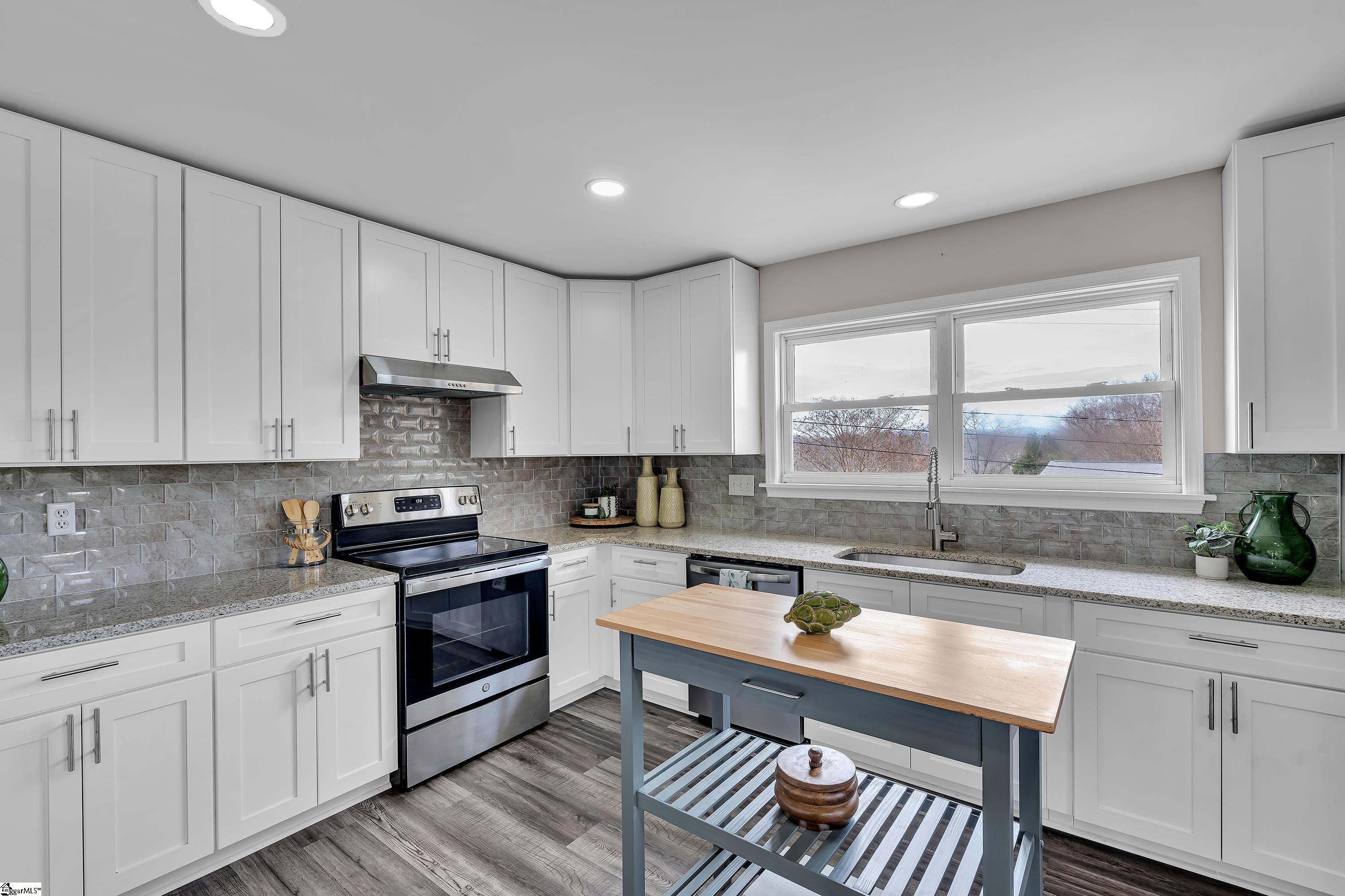 202 Kenilworth Drive