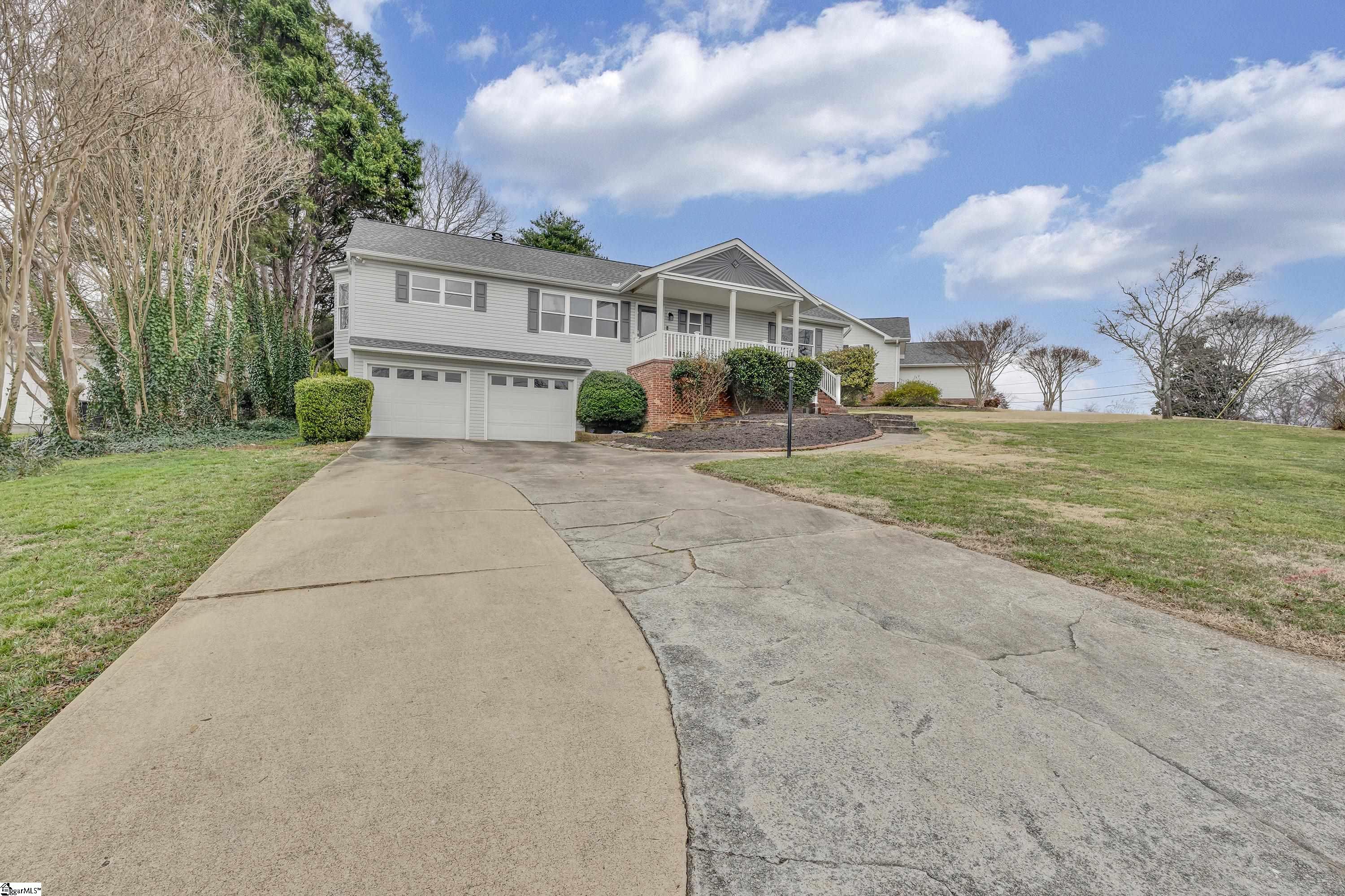 202 Kenilworth Drive