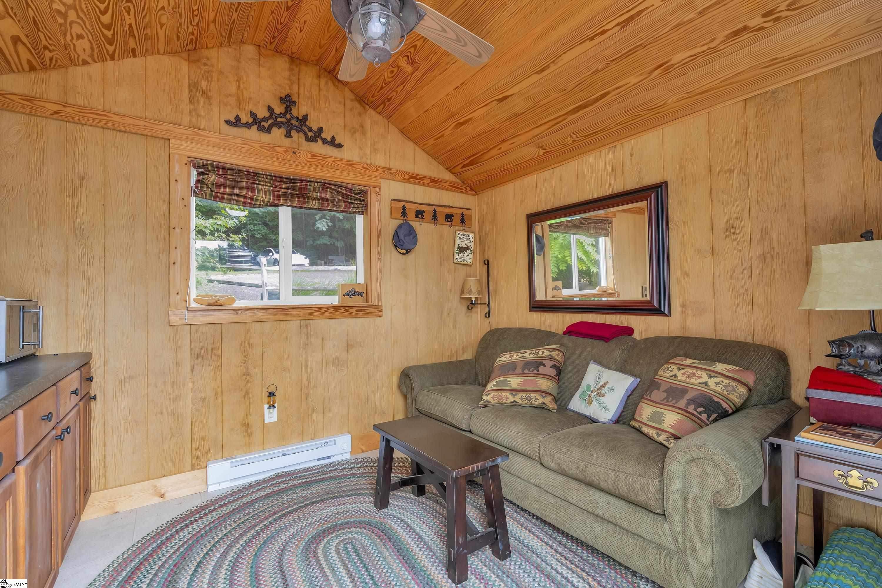 1700 W Lakeshore Drive