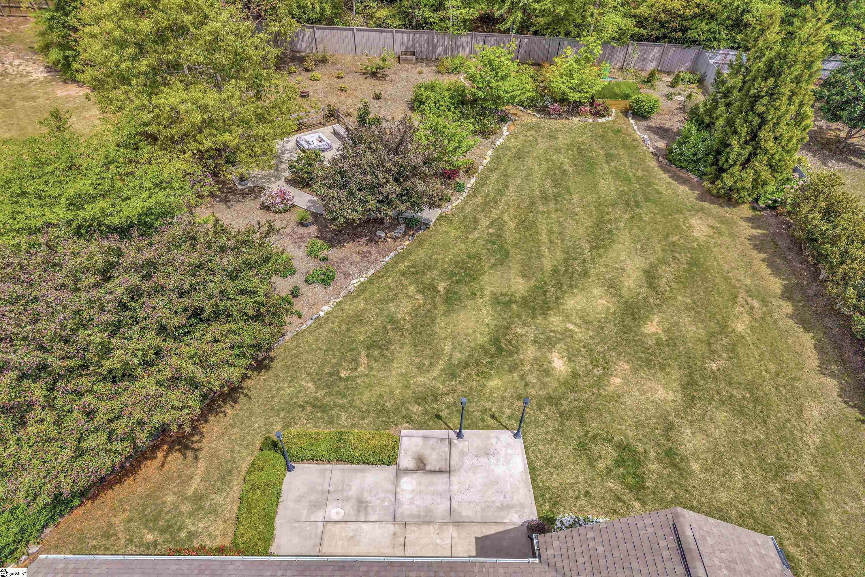 225 Bayswater Lane