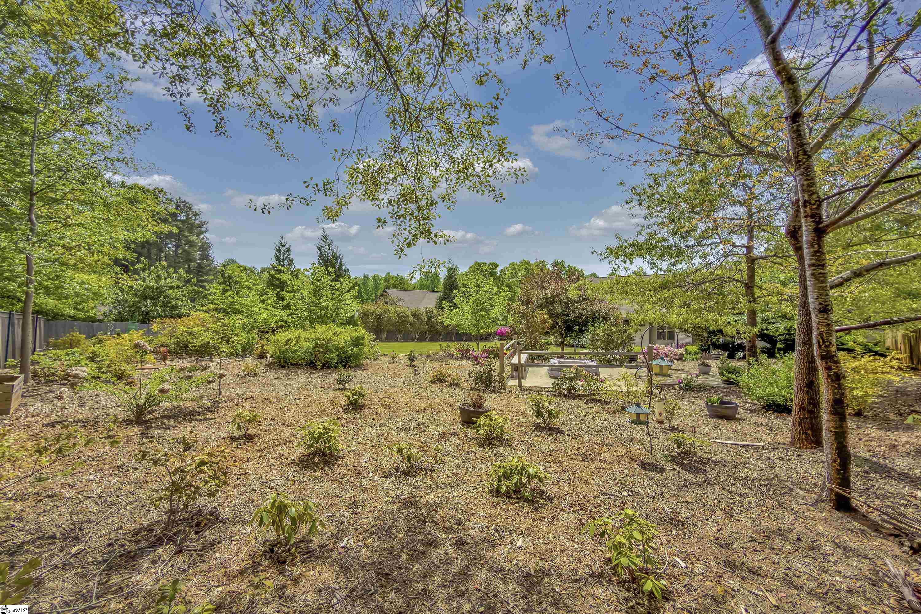 225 Bayswater Lane