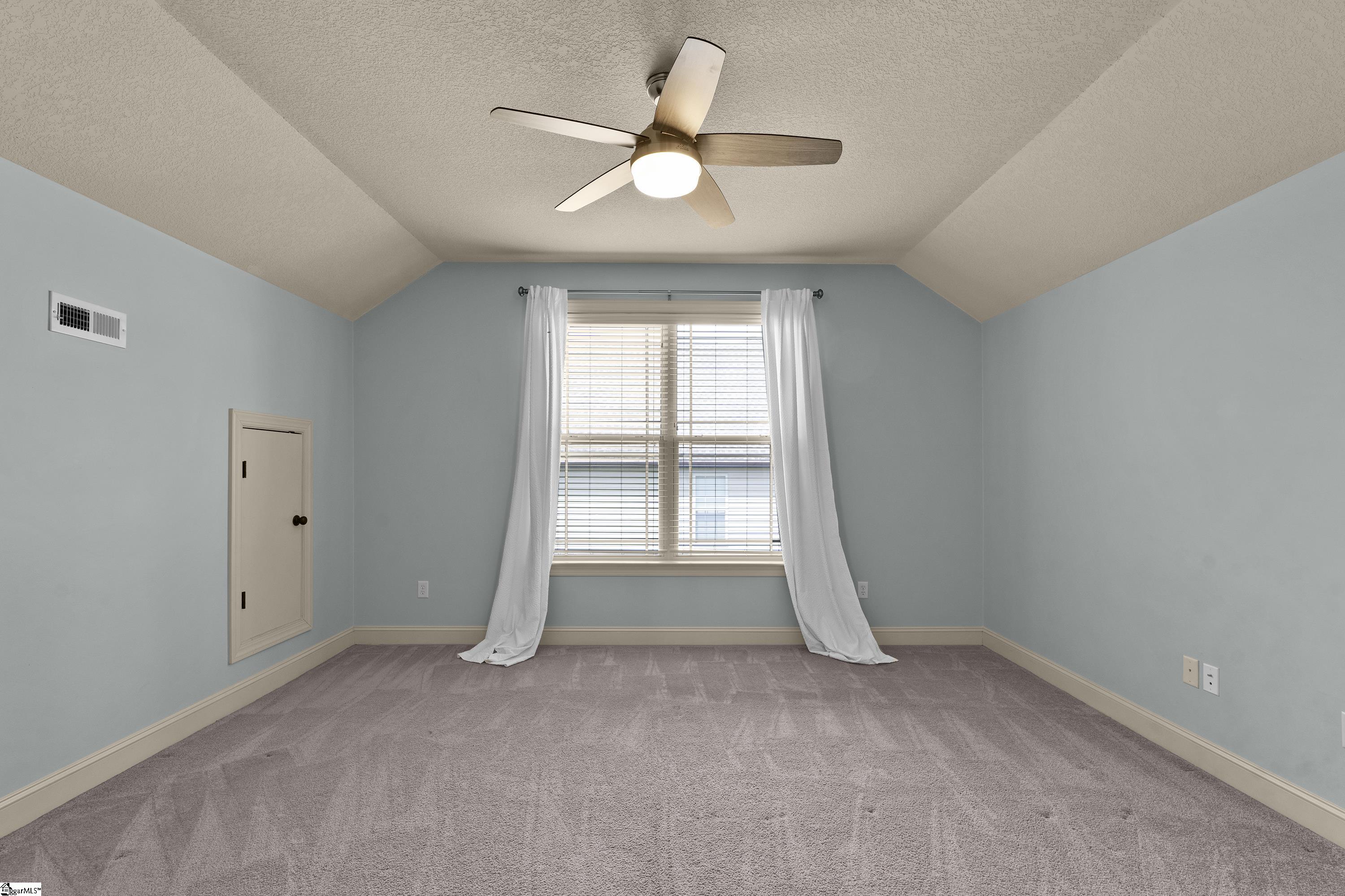 225 Bayswater Lane