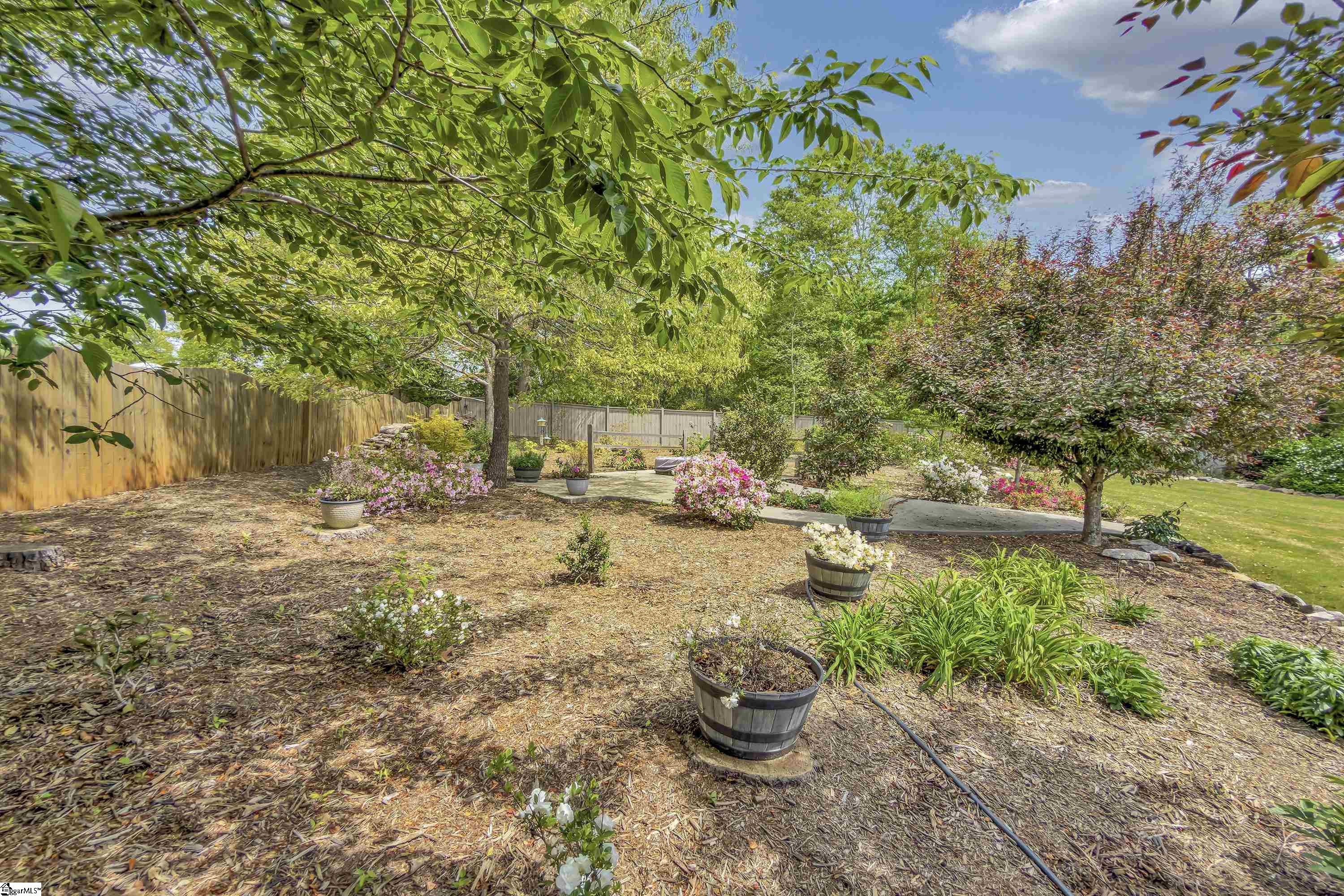 225 Bayswater Lane