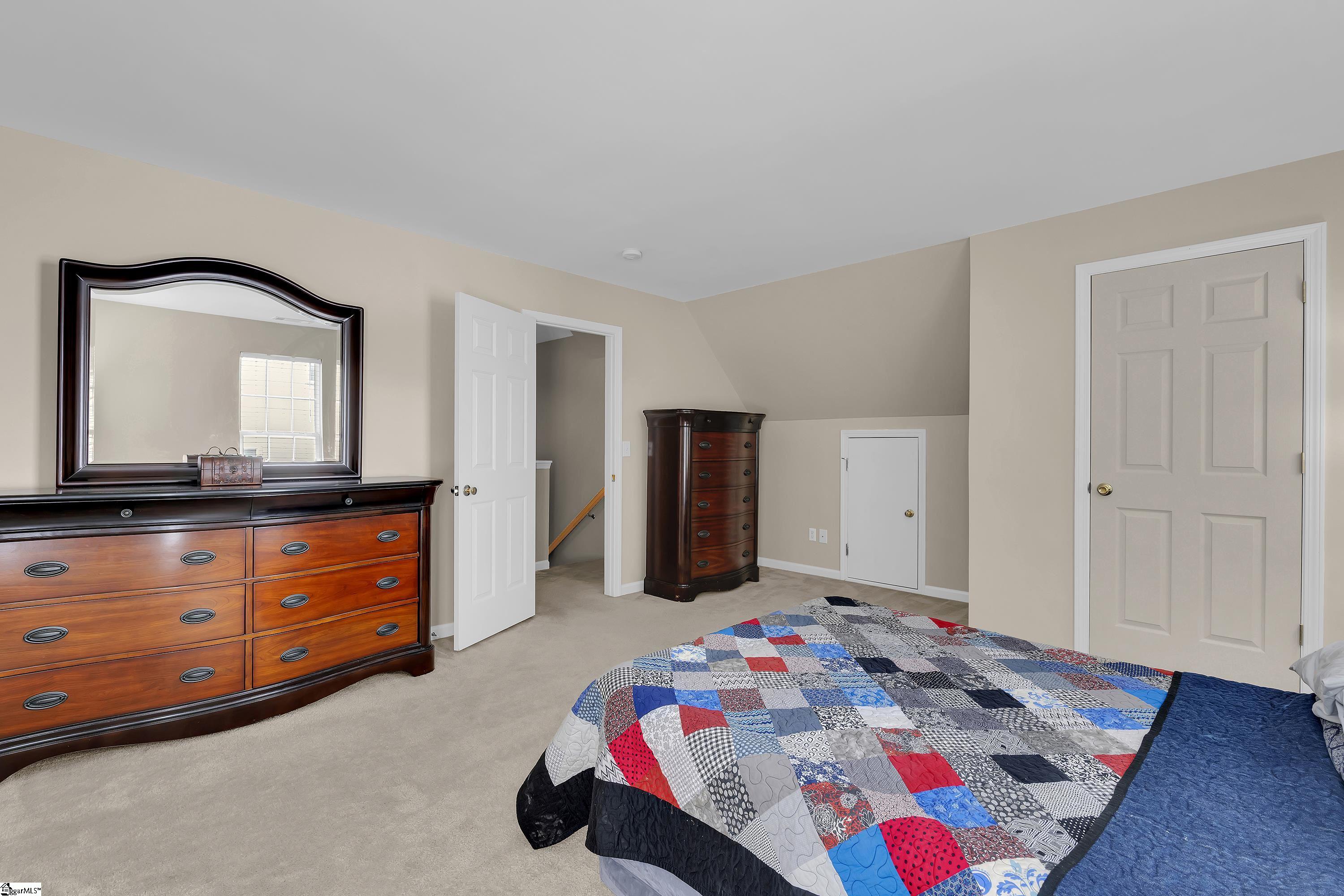 415 Scarlet Oak Drive