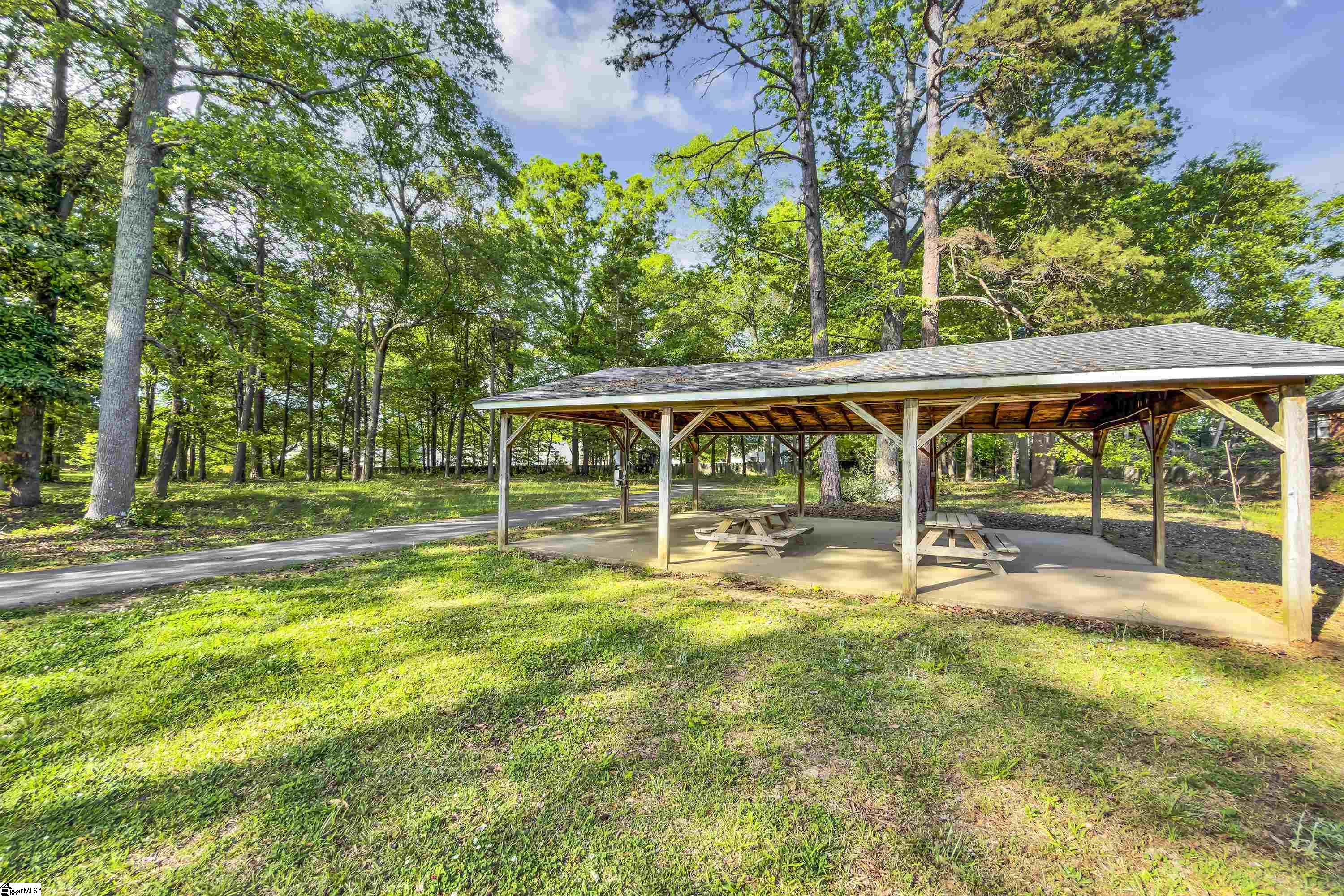 415 Scarlet Oak Drive