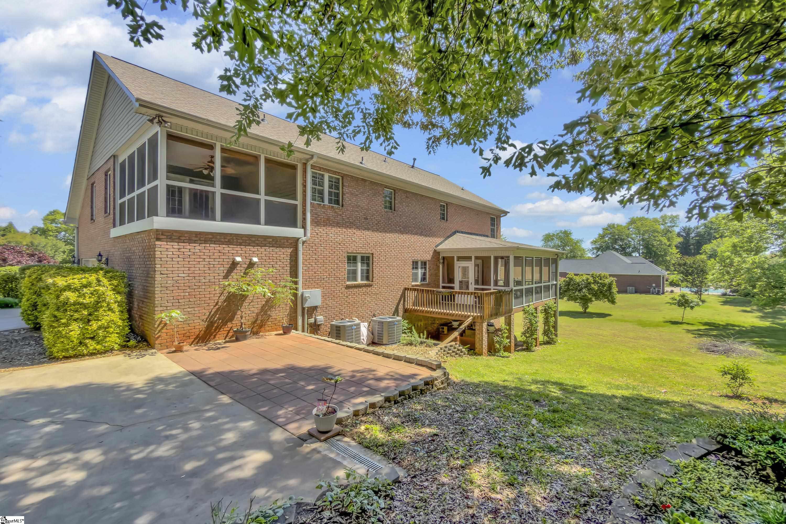 406 Hopewell Ridge