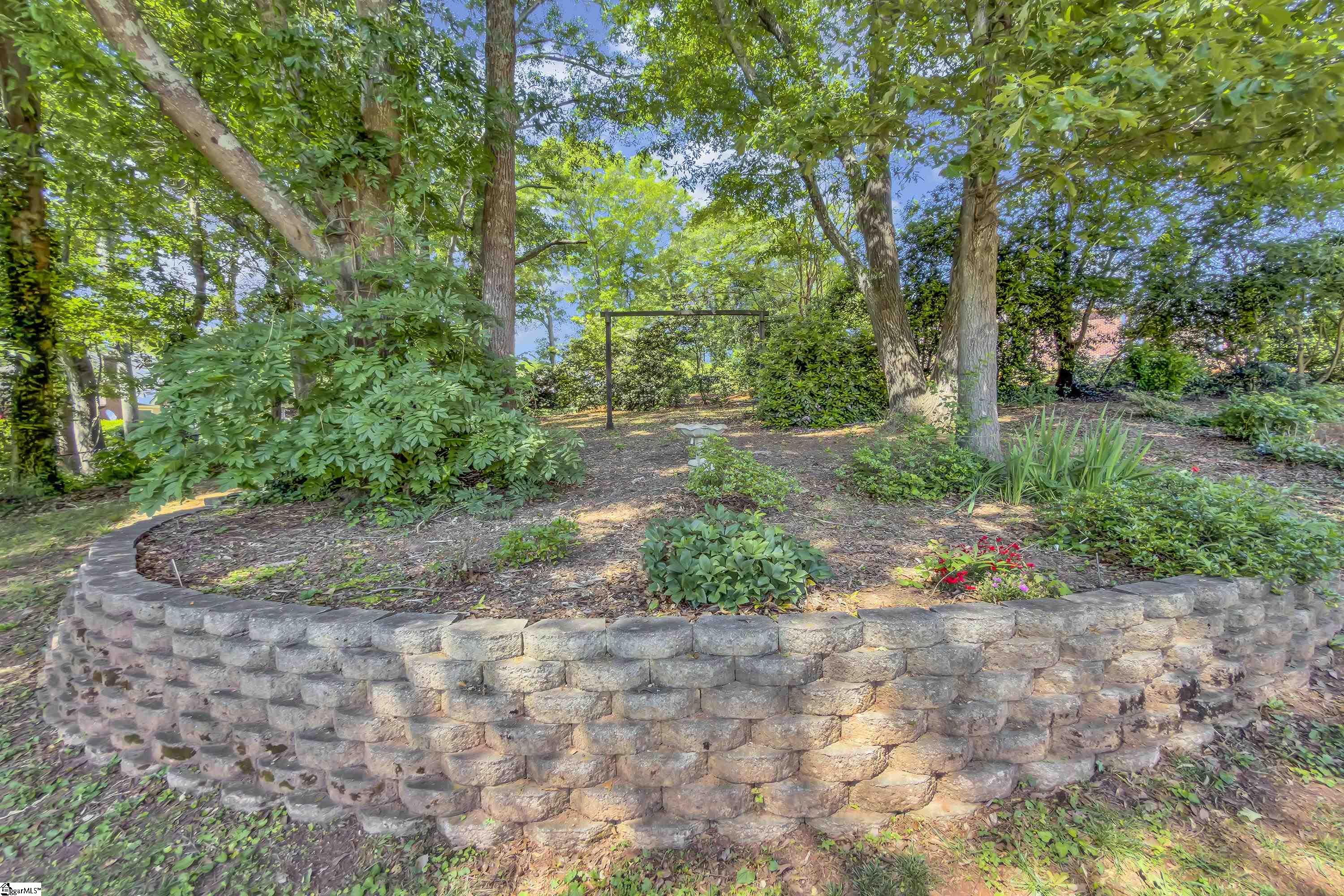406 Hopewell Ridge