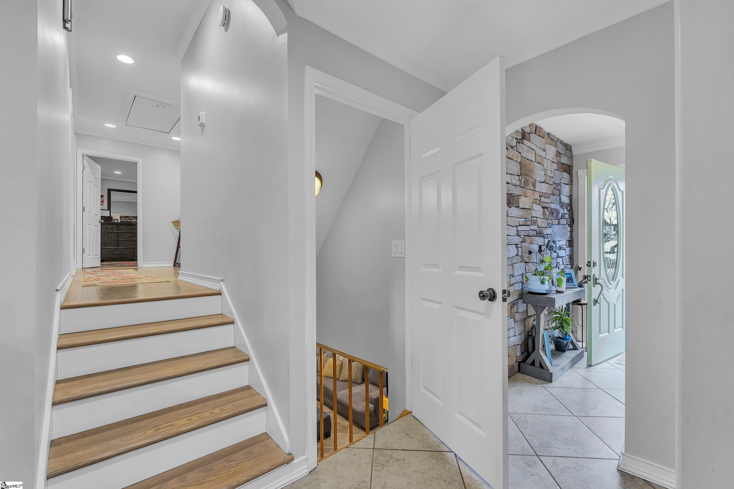 6 Devonshire Lane