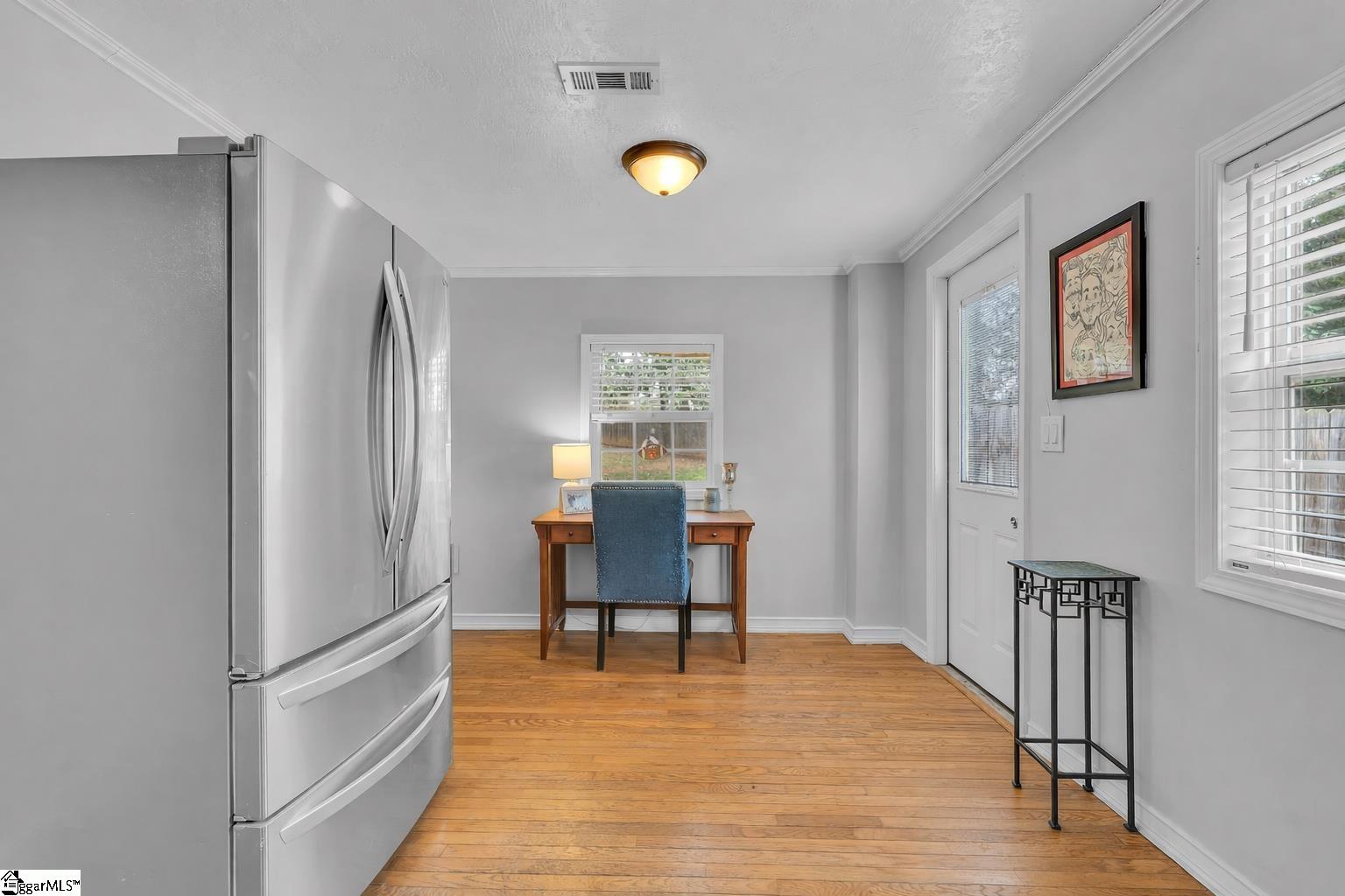 6 Devonshire Lane