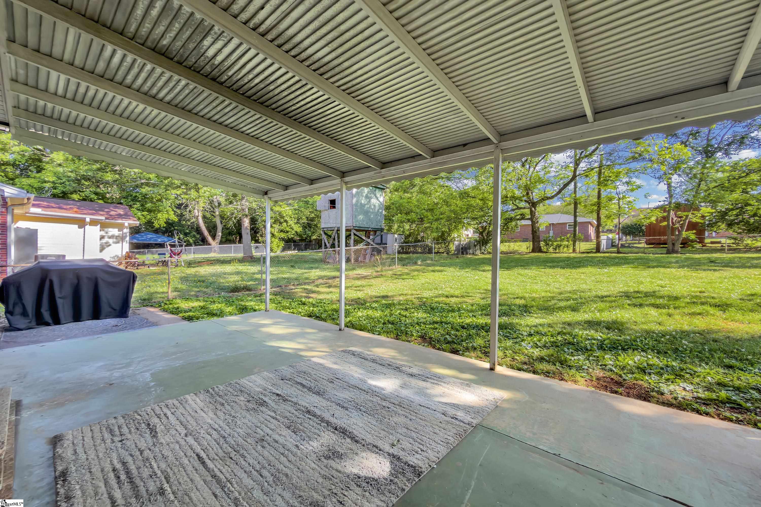 109 Center Drive