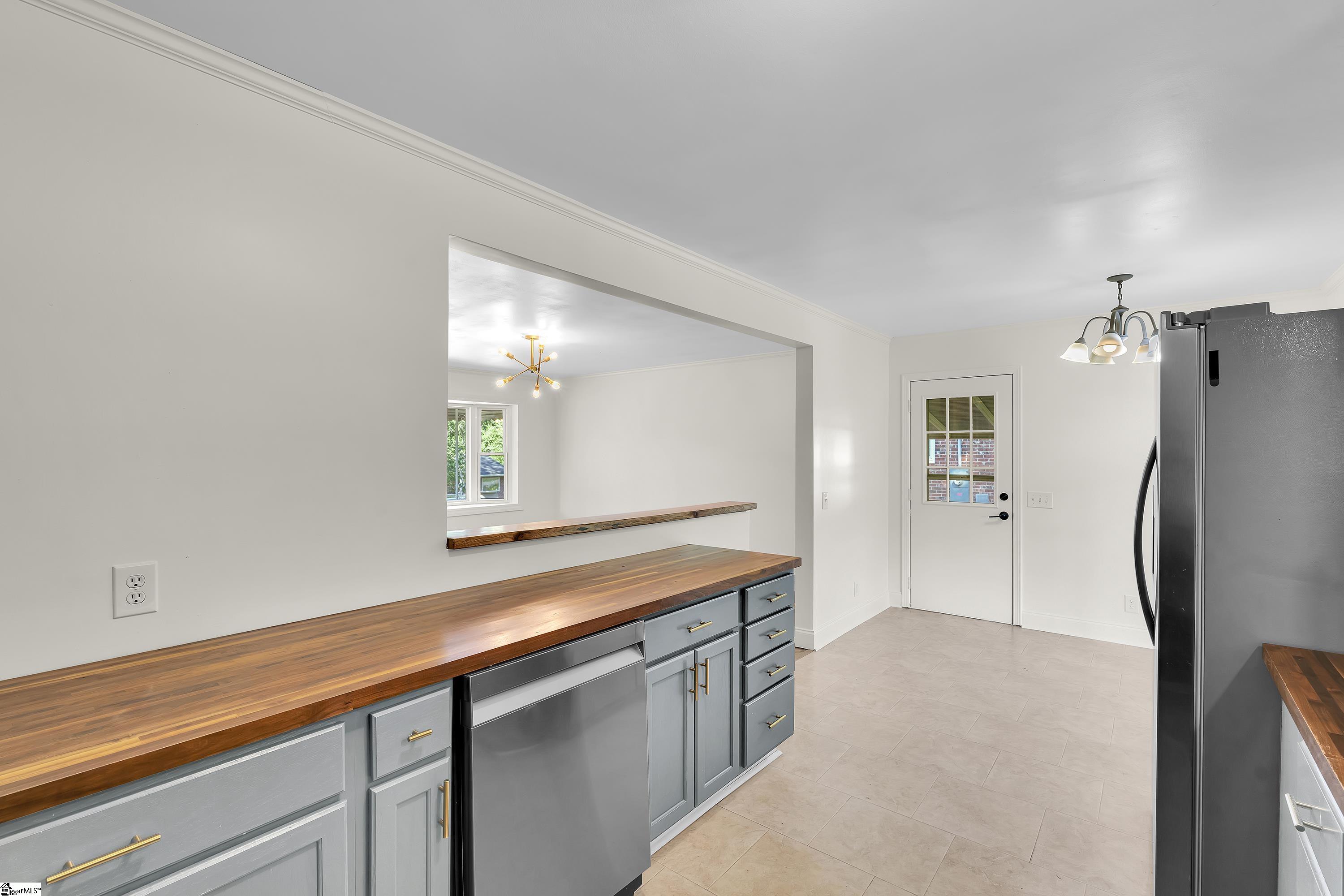 109 Center Drive