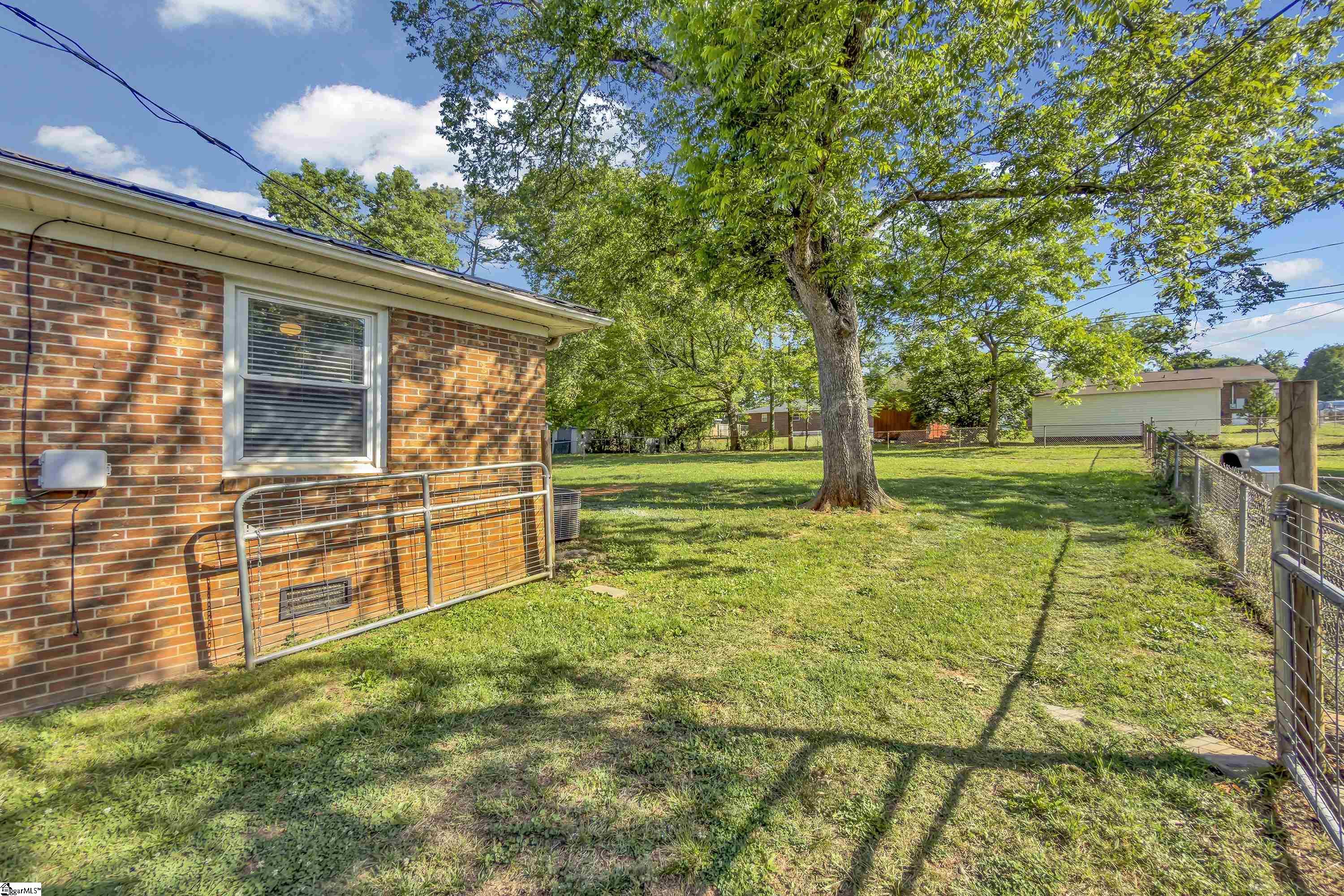 109 Center Drive