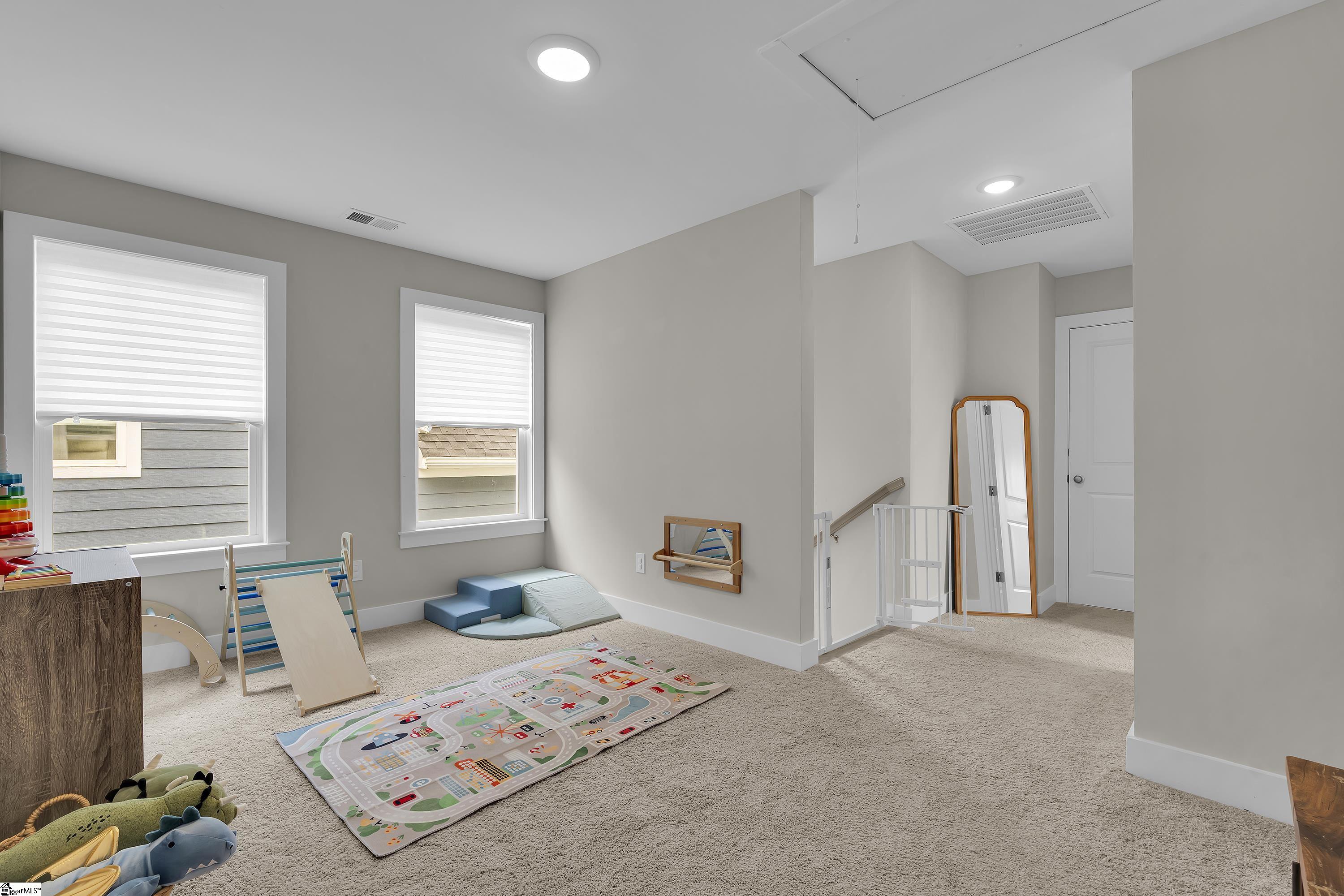 213 Townsend Avenue