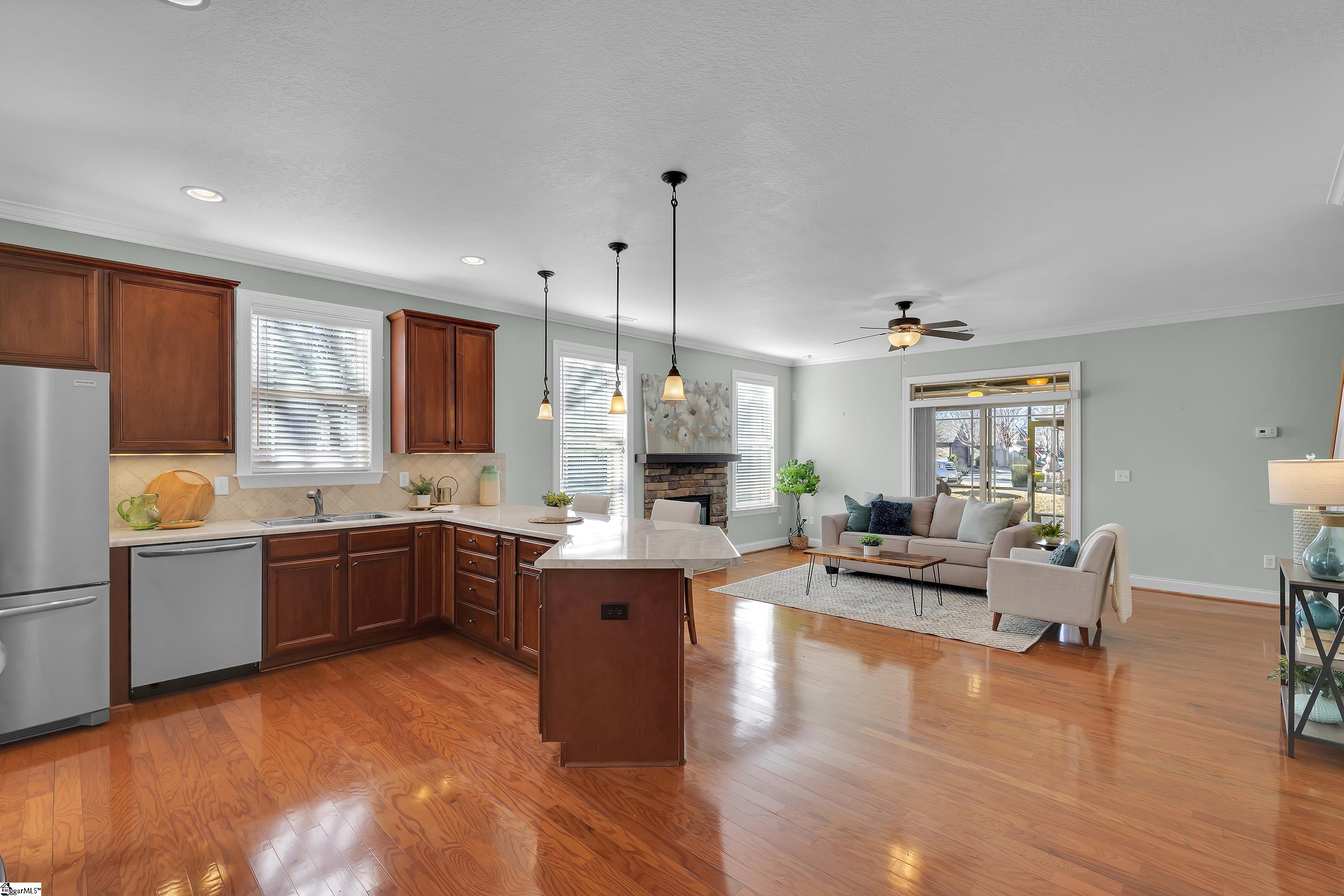 23 Litten Way