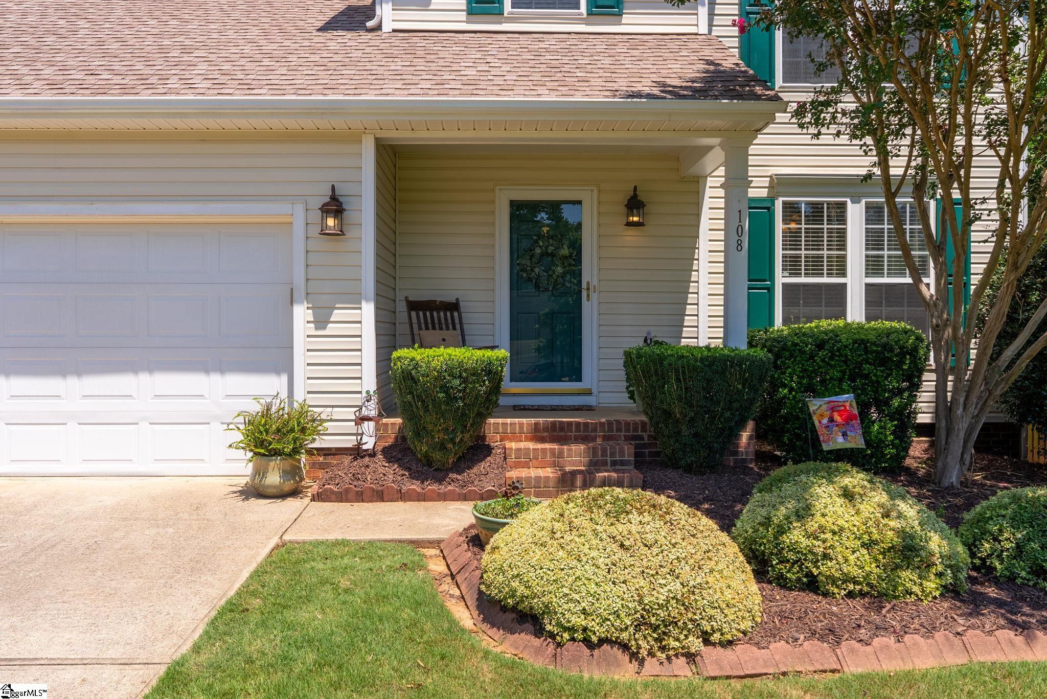 108 Bathurst Lane