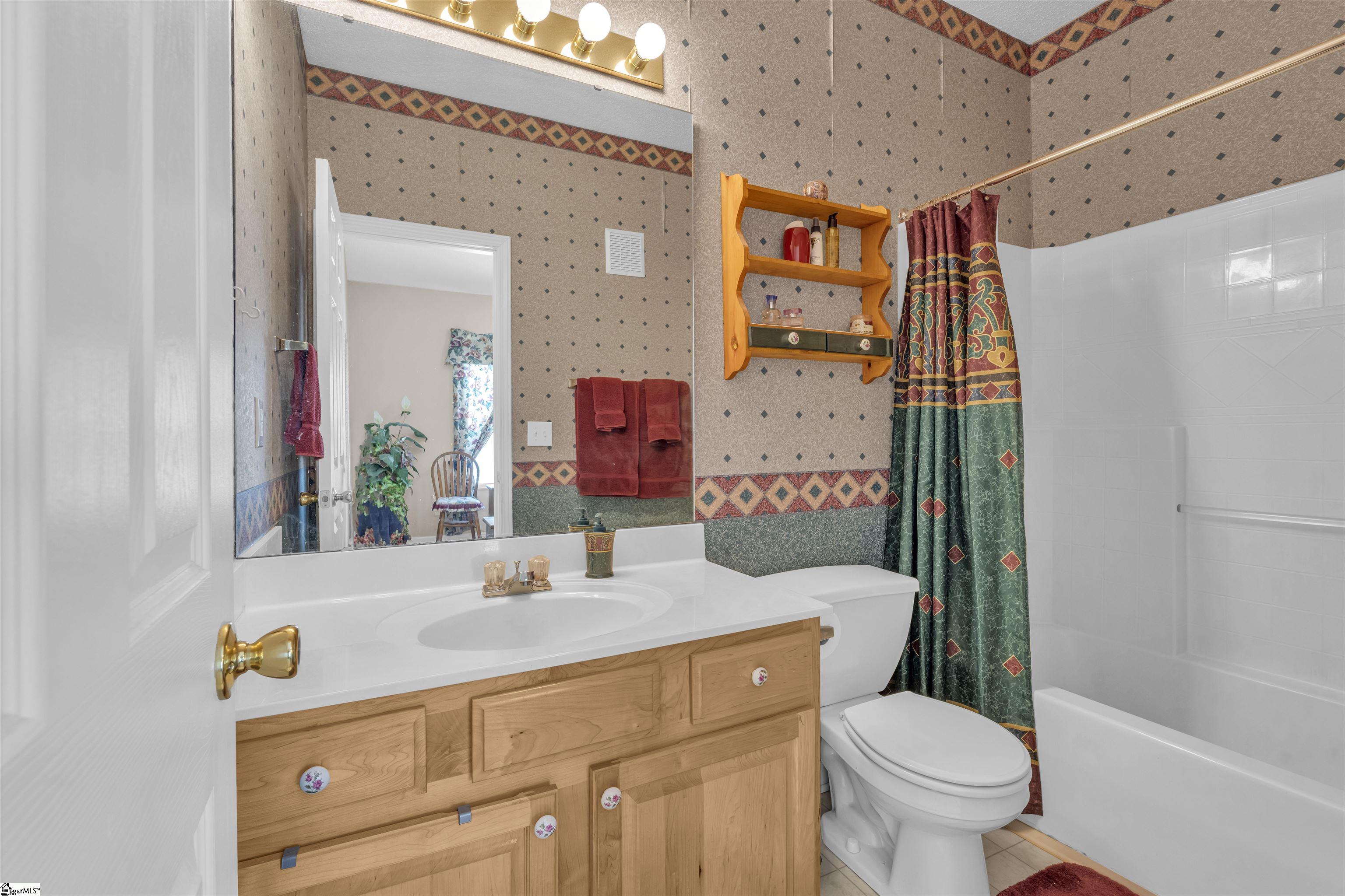 190 Wexford Drive Suite 200