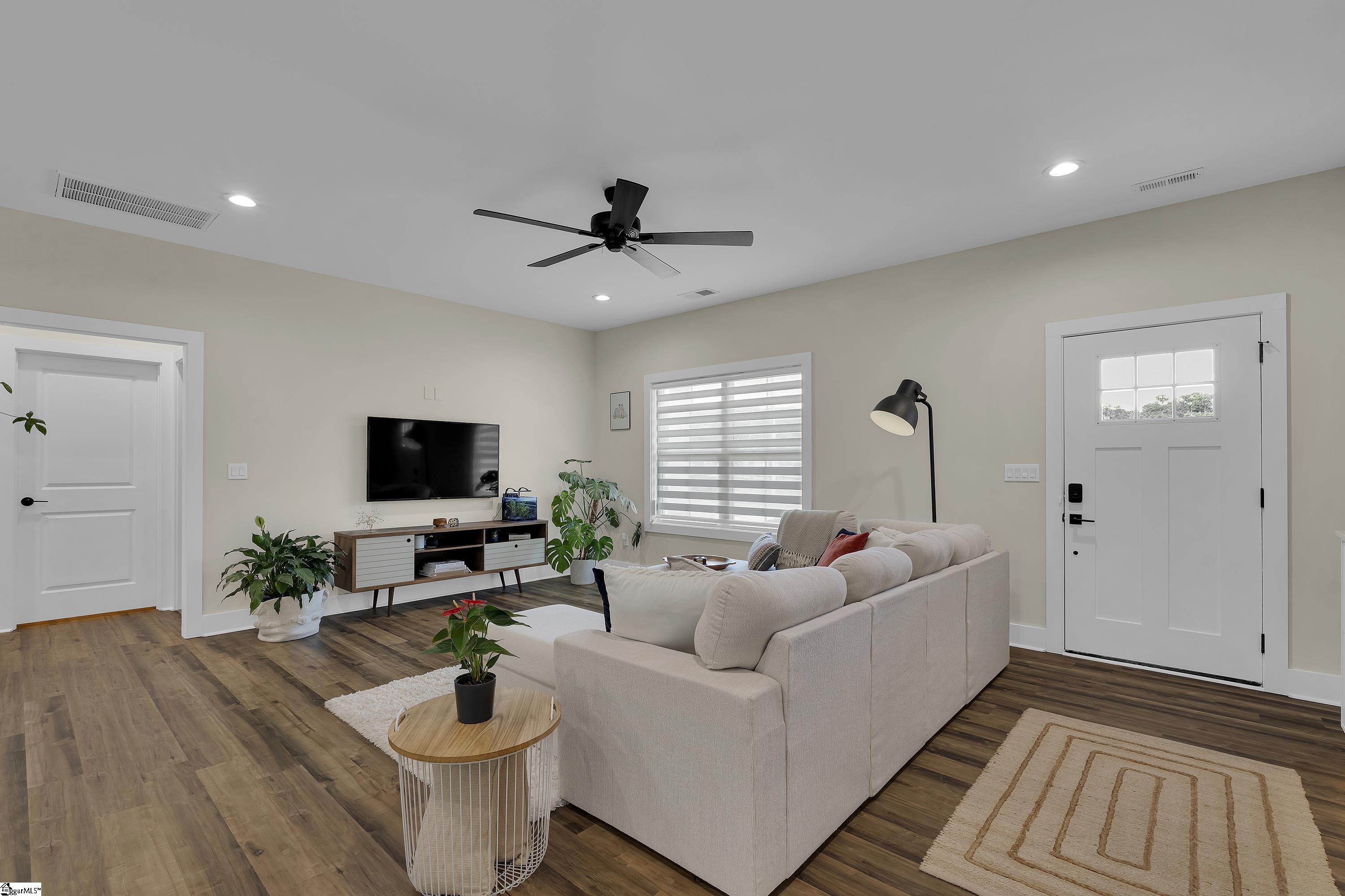 1817 Welcome Road