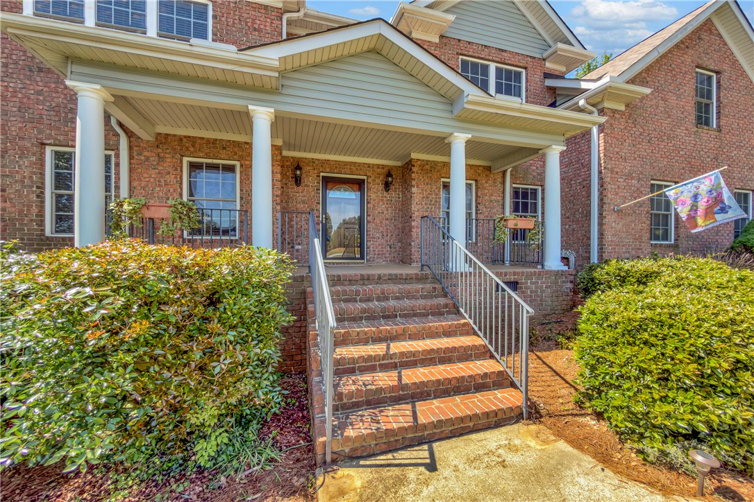 406 Hopewell Ridge