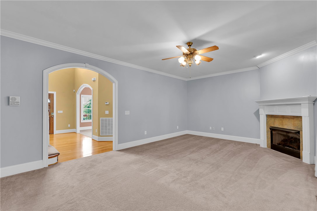406 Hopewell Ridge