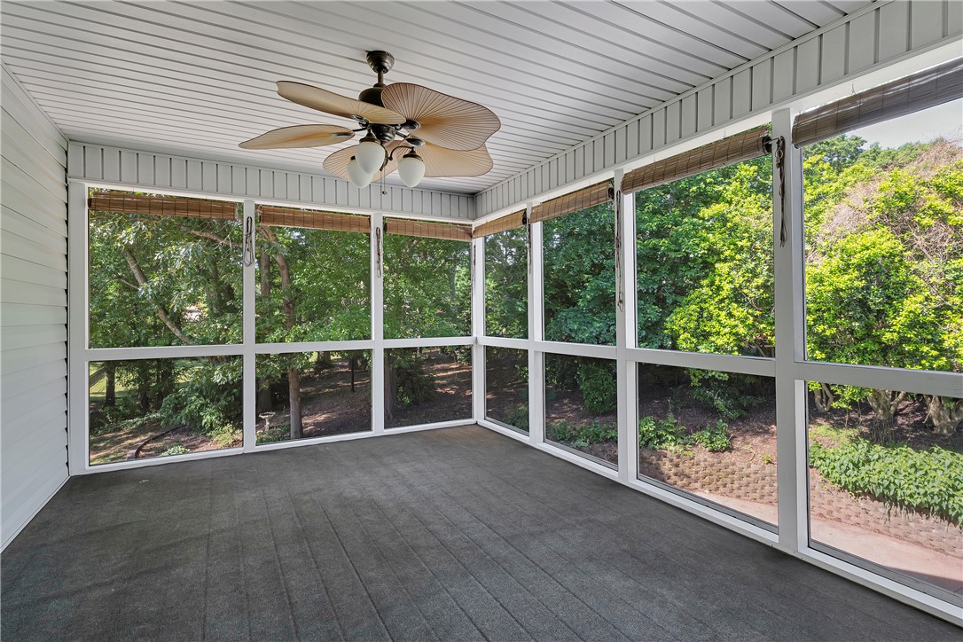 406 Hopewell Ridge