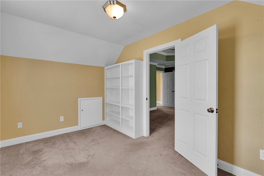 406 Hopewell Ridge