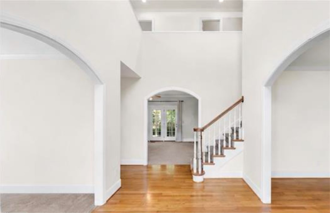 406 Hopewell Ridge