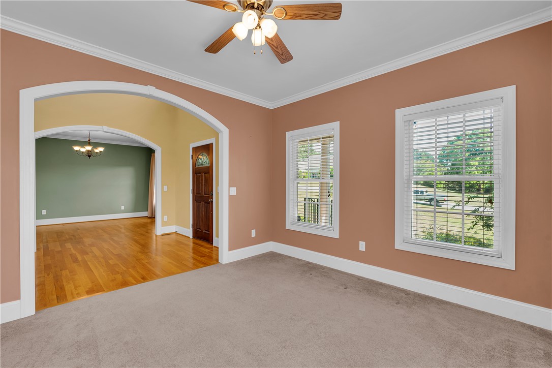 406 Hopewell Ridge