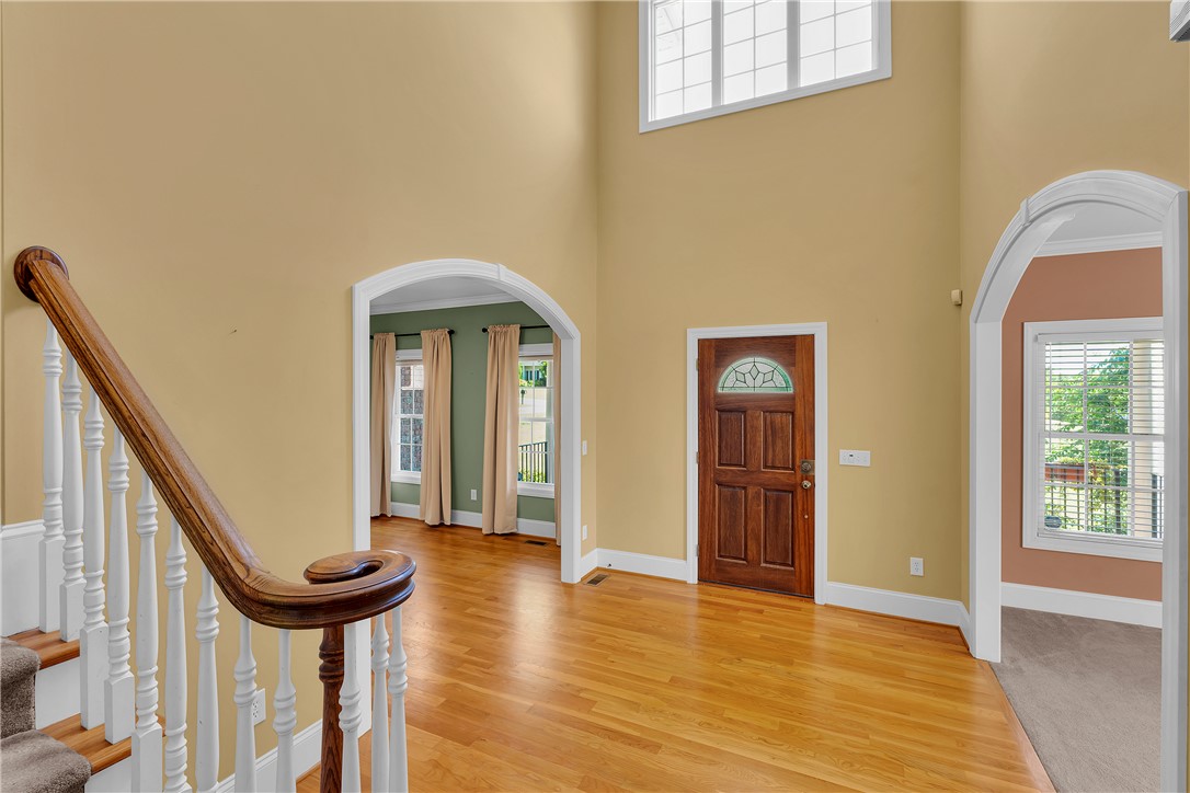 406 Hopewell Ridge