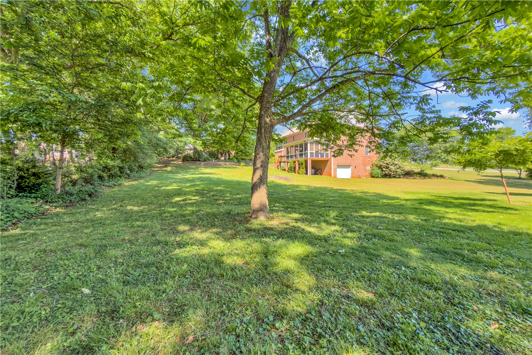 406 Hopewell Ridge