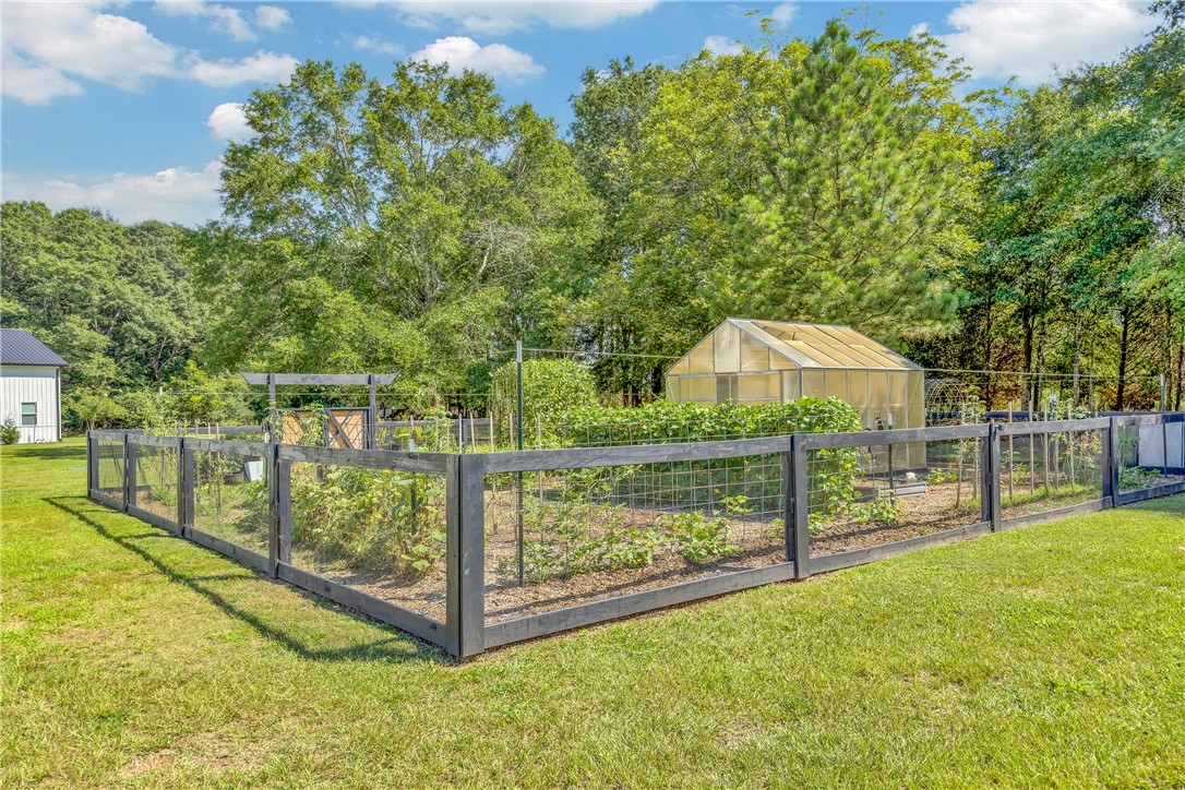 1817 Welcome Road