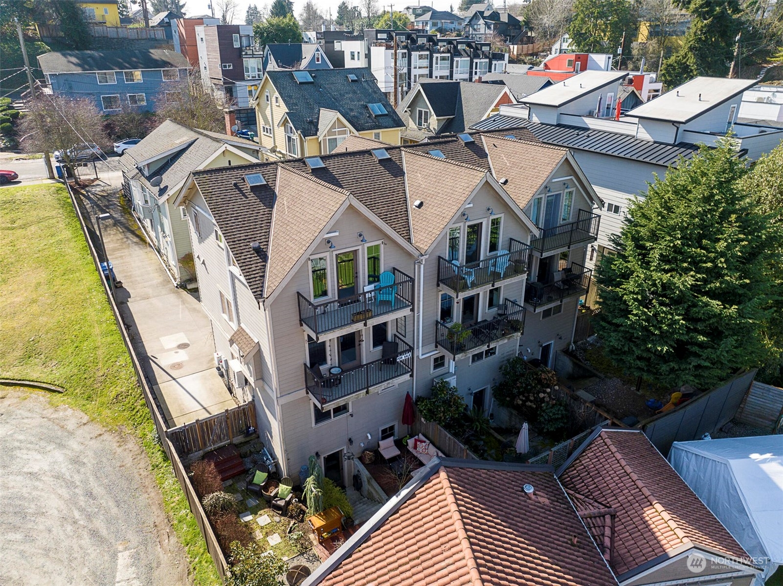 3956 S Brandon Street