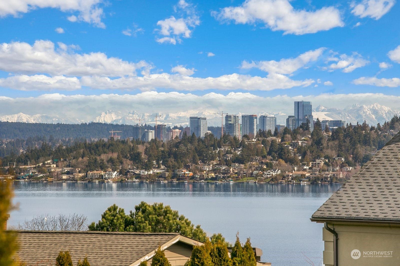 3837 Cascadia Avenue S