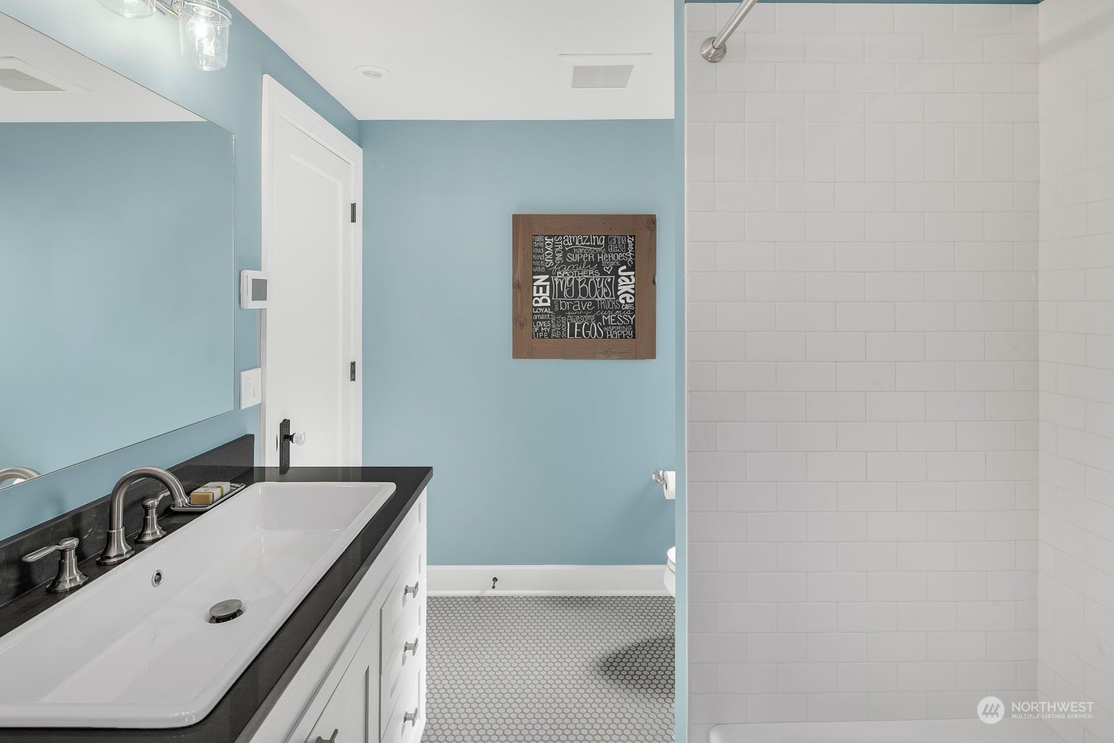 3837 Cascadia Avenue S