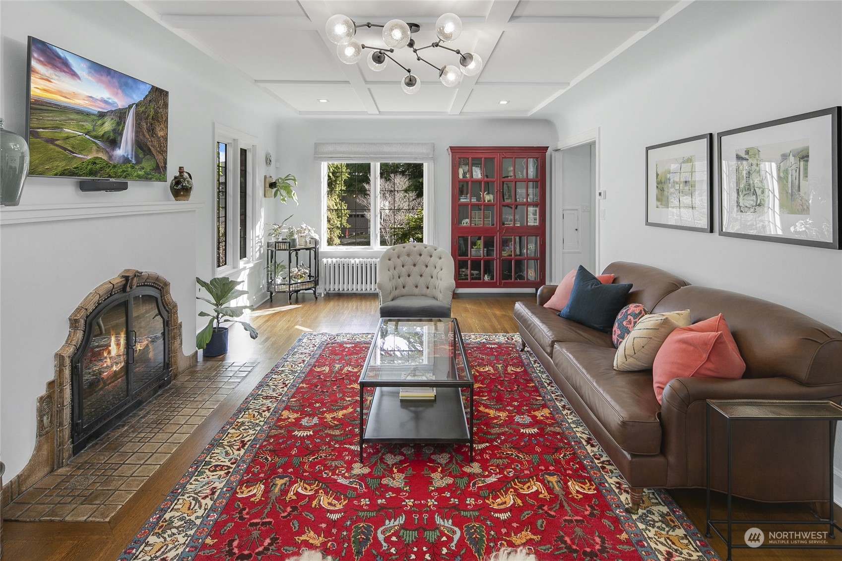 3837 Cascadia Avenue S