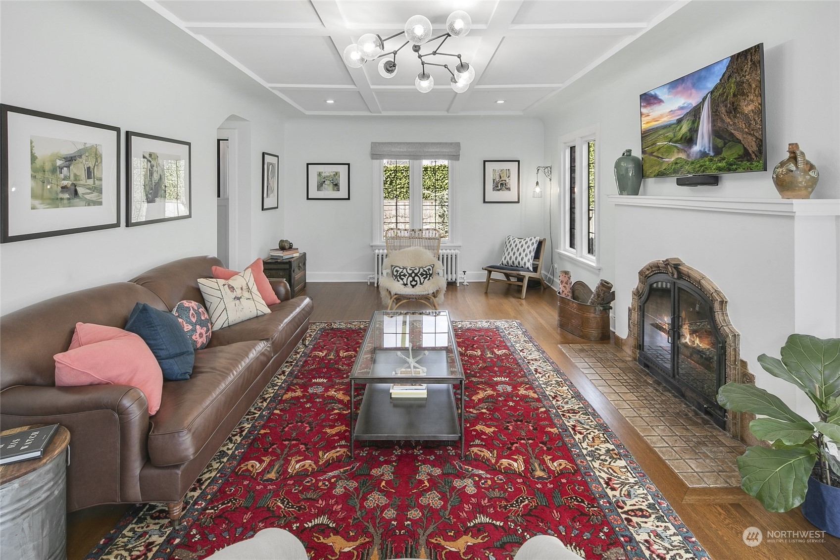 3837 Cascadia Avenue S