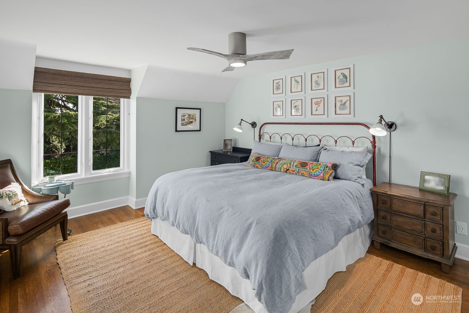 3837 Cascadia Avenue S