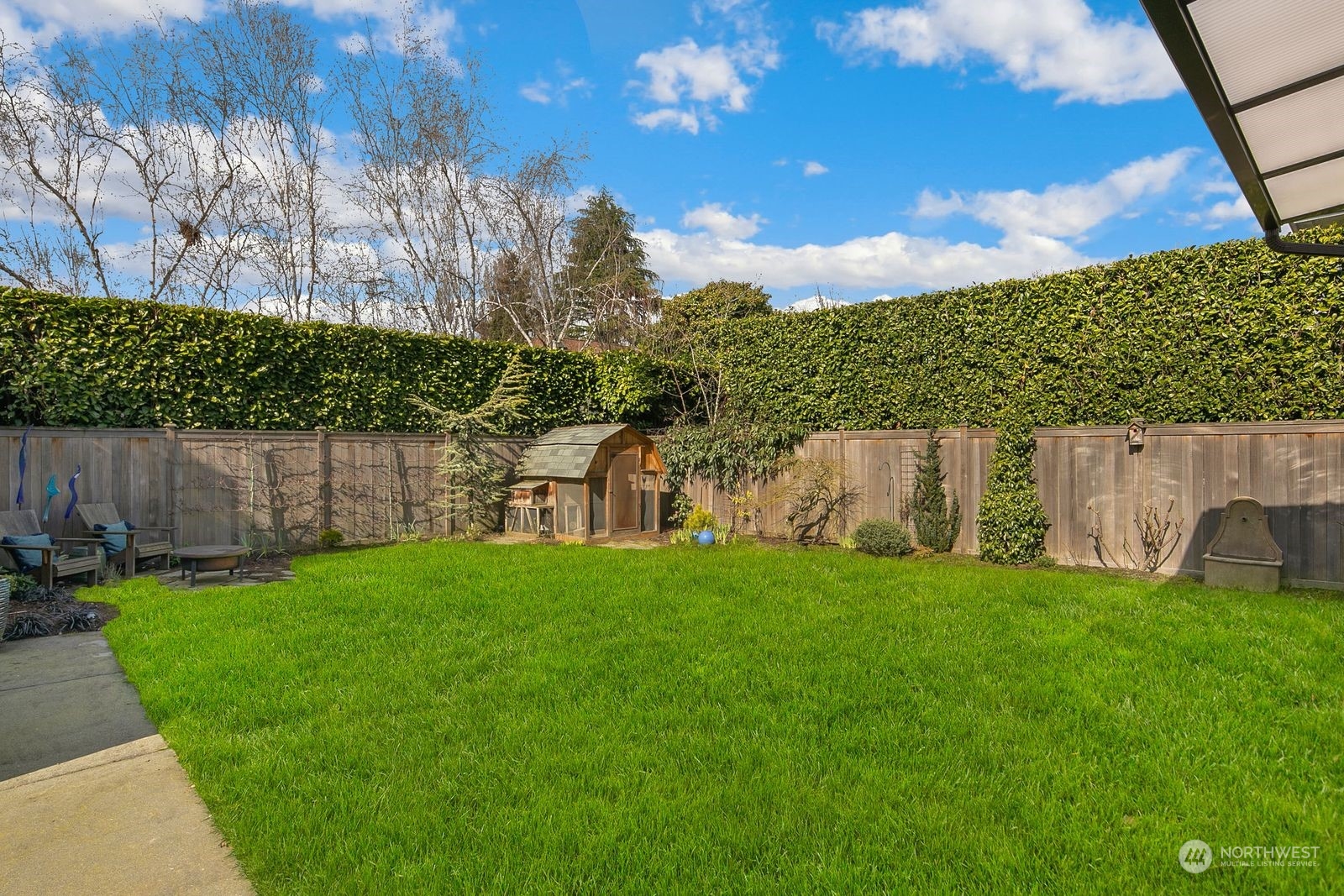 3837 Cascadia Avenue S