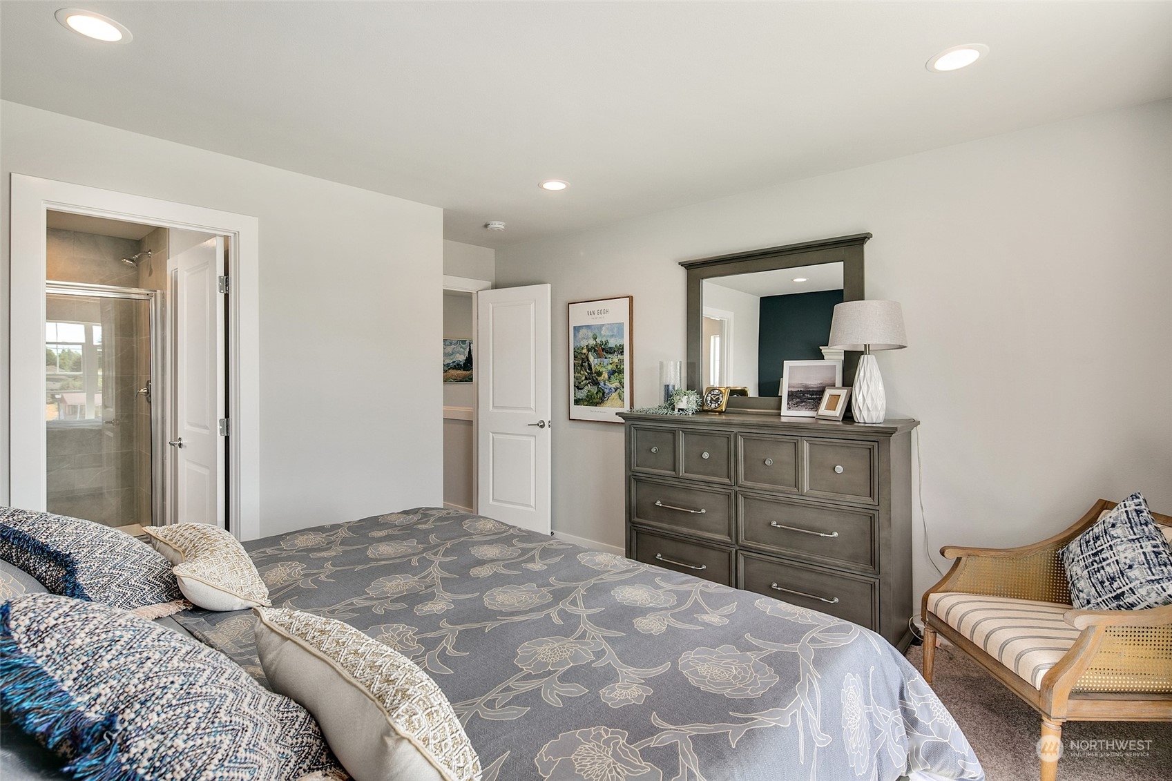 9924 6th Avenue SW Unit: 104