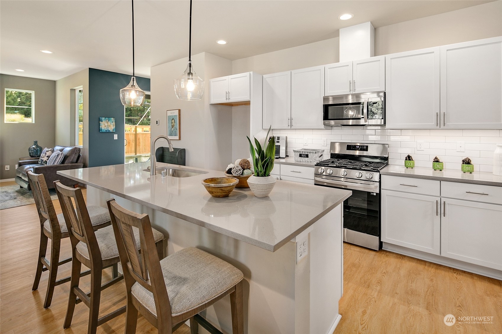 9924 6th Avenue SW Unit: 104