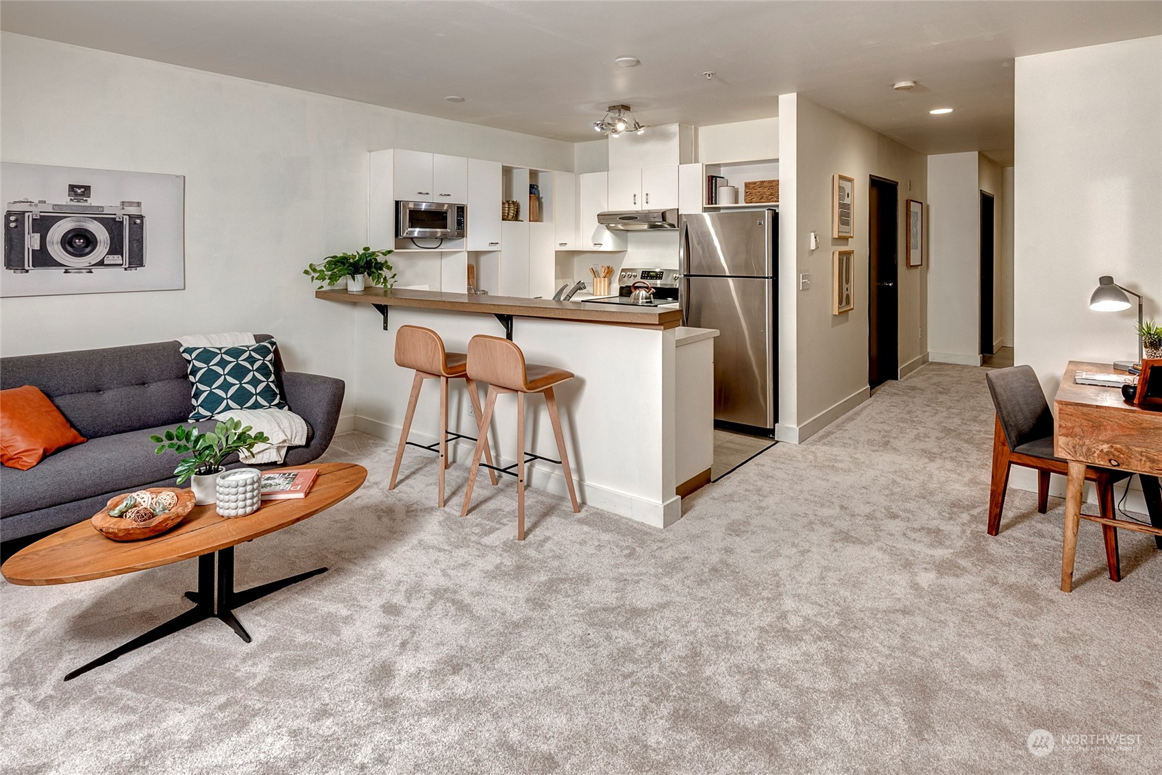 2440 Western Avenue Unit: 417