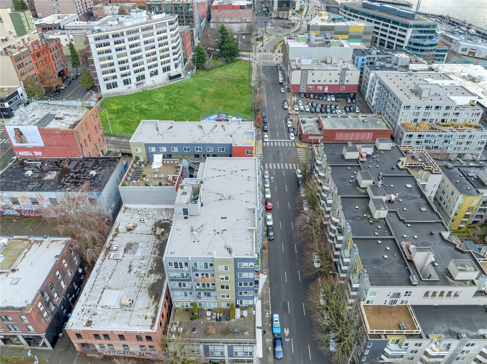 2440 Western Avenue Unit: 417