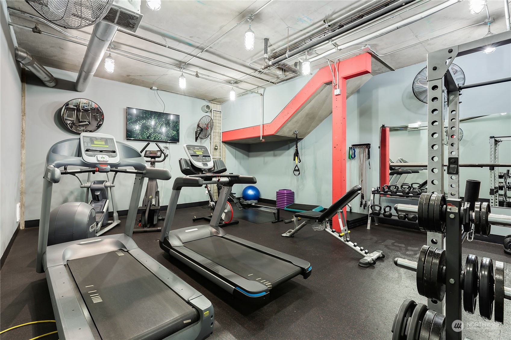 2440 Western Avenue Unit: 417