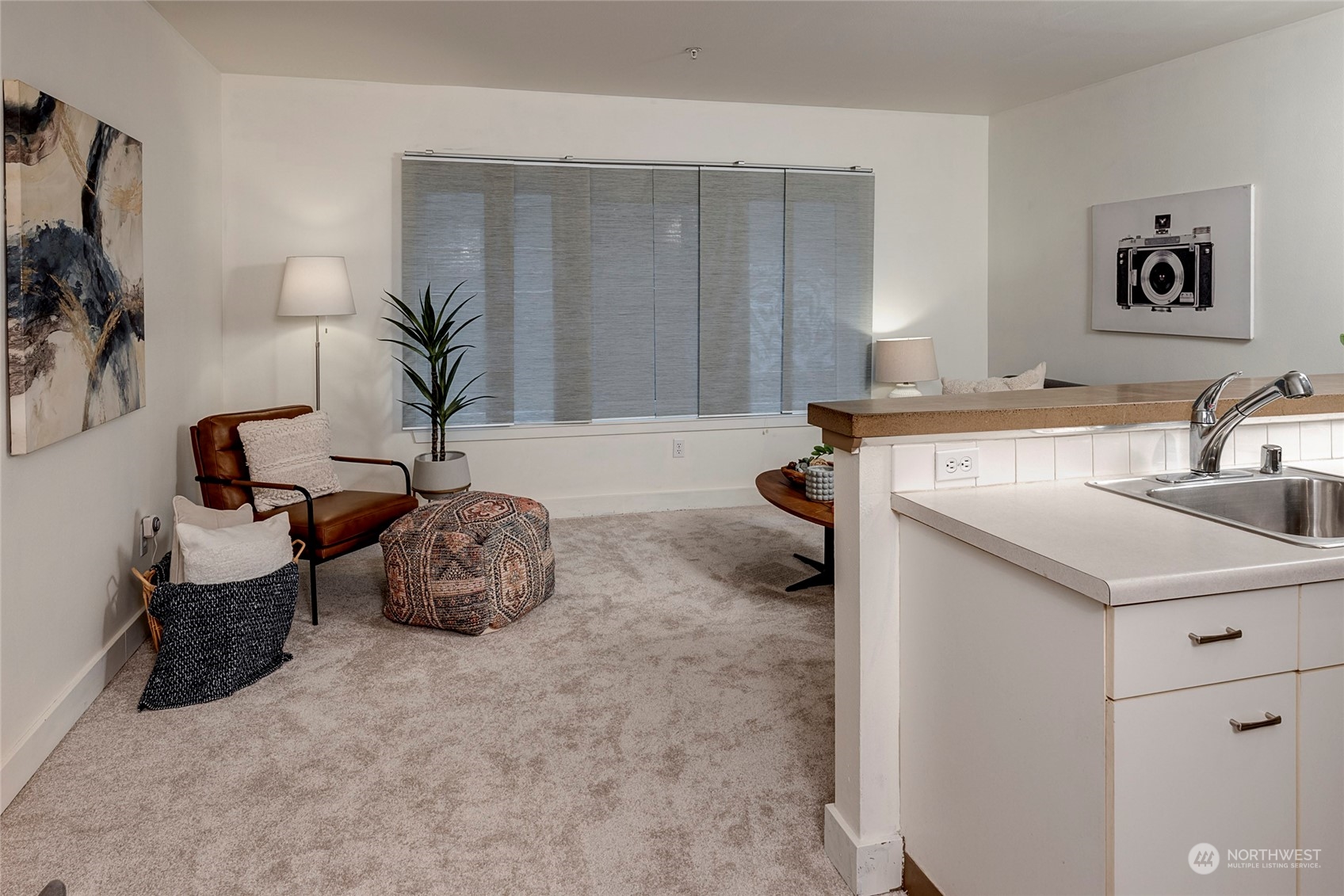 2440 Western Avenue Unit: 417