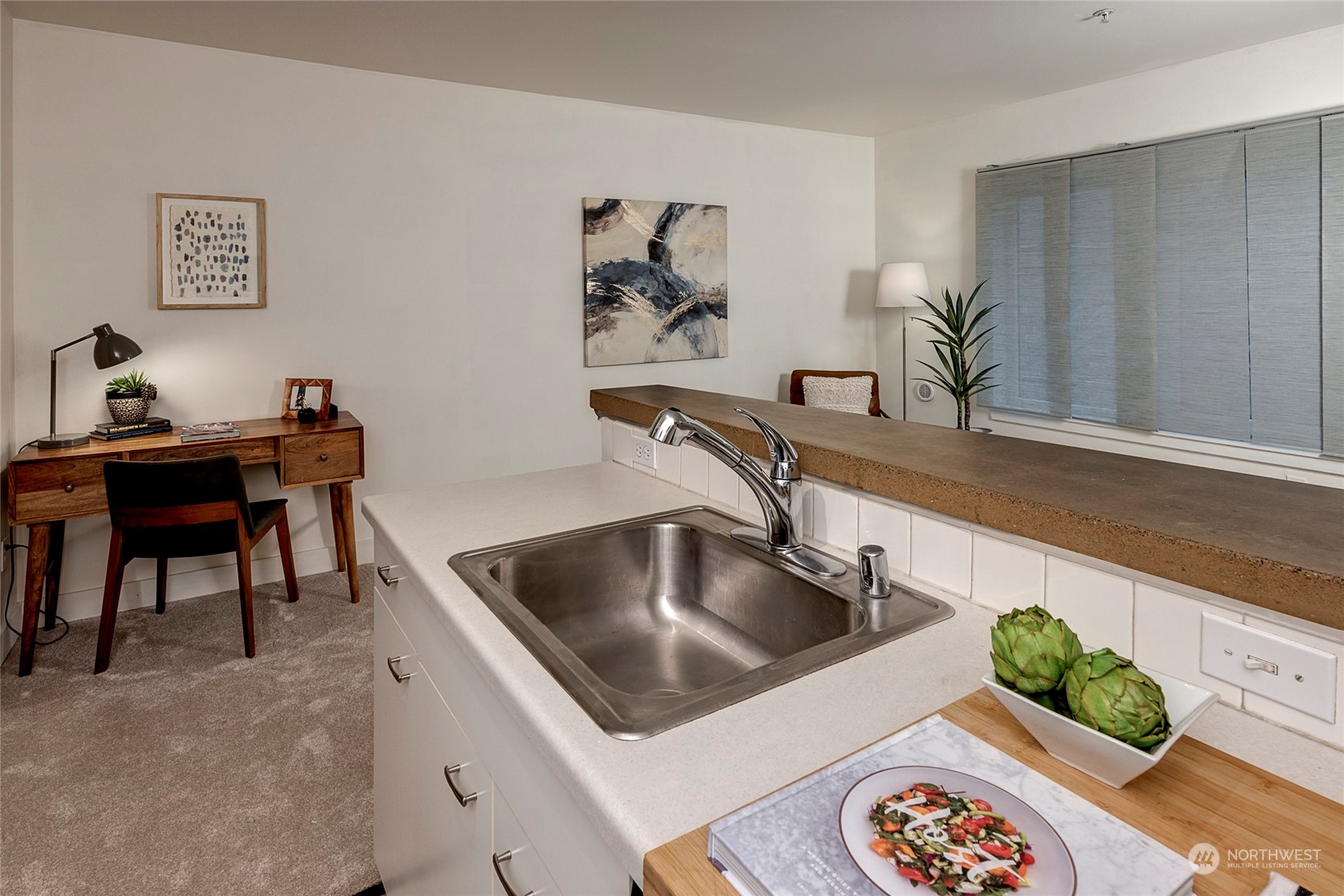 2440 Western Avenue Unit: 417