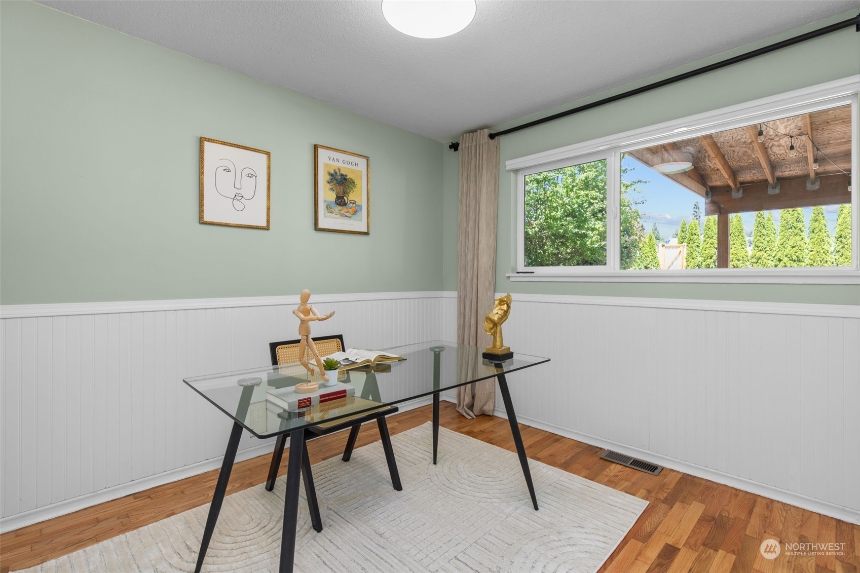 1560 S Ferdinand Street