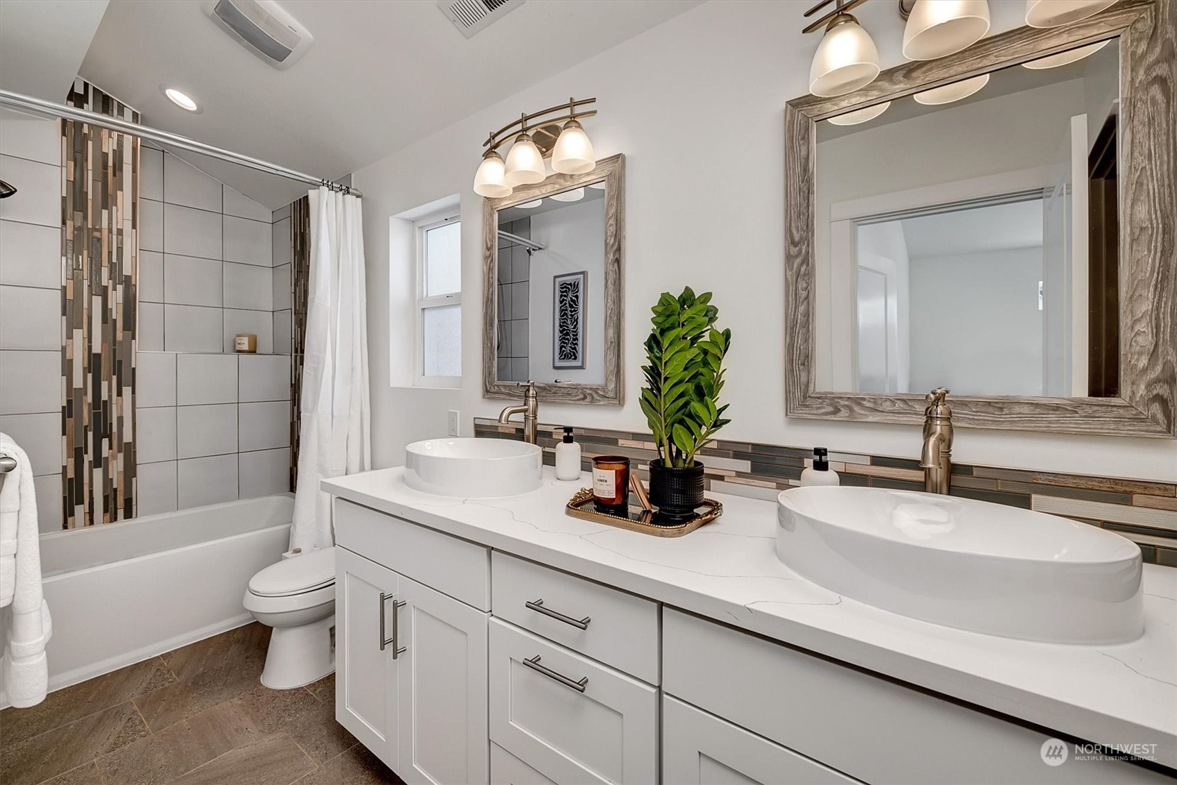 4625 S Frontenac Street