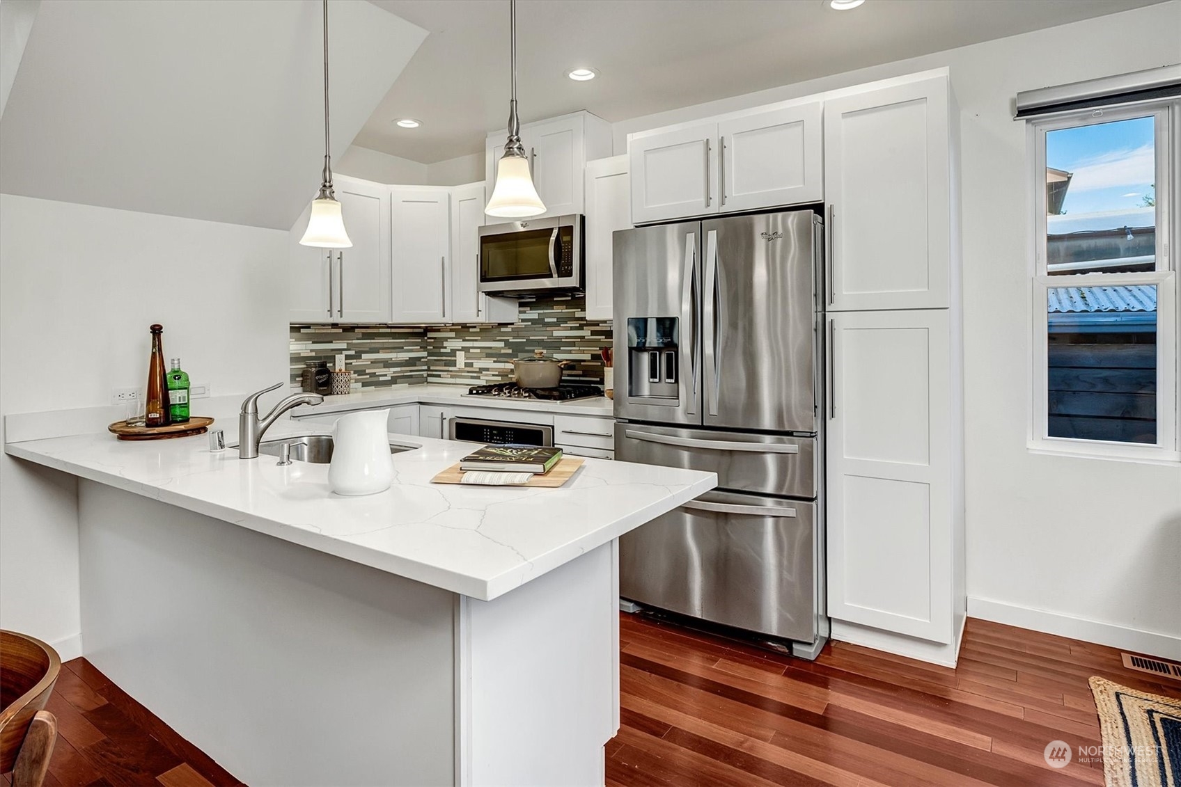 4625 S Frontenac Street