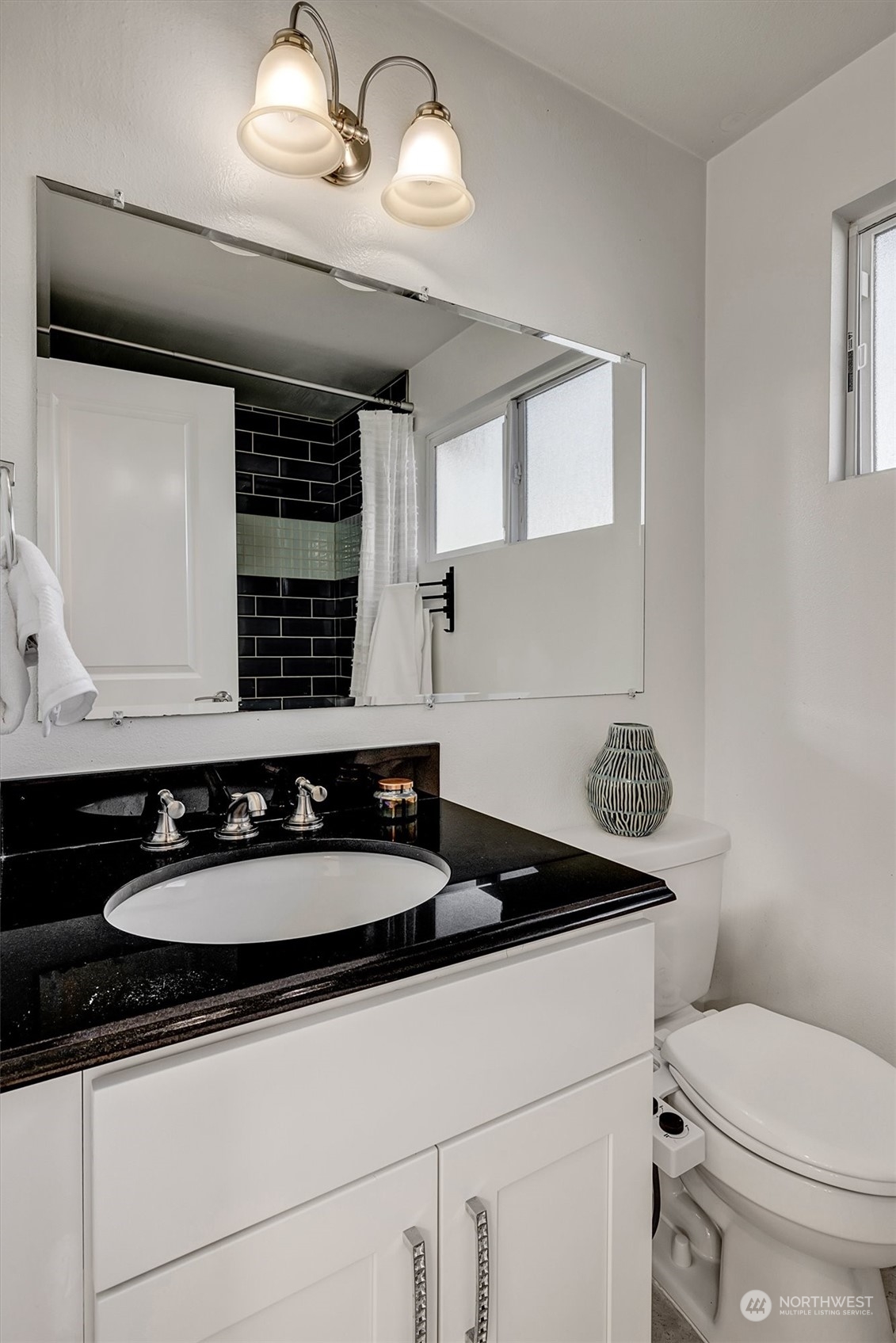 4625 S Frontenac Street