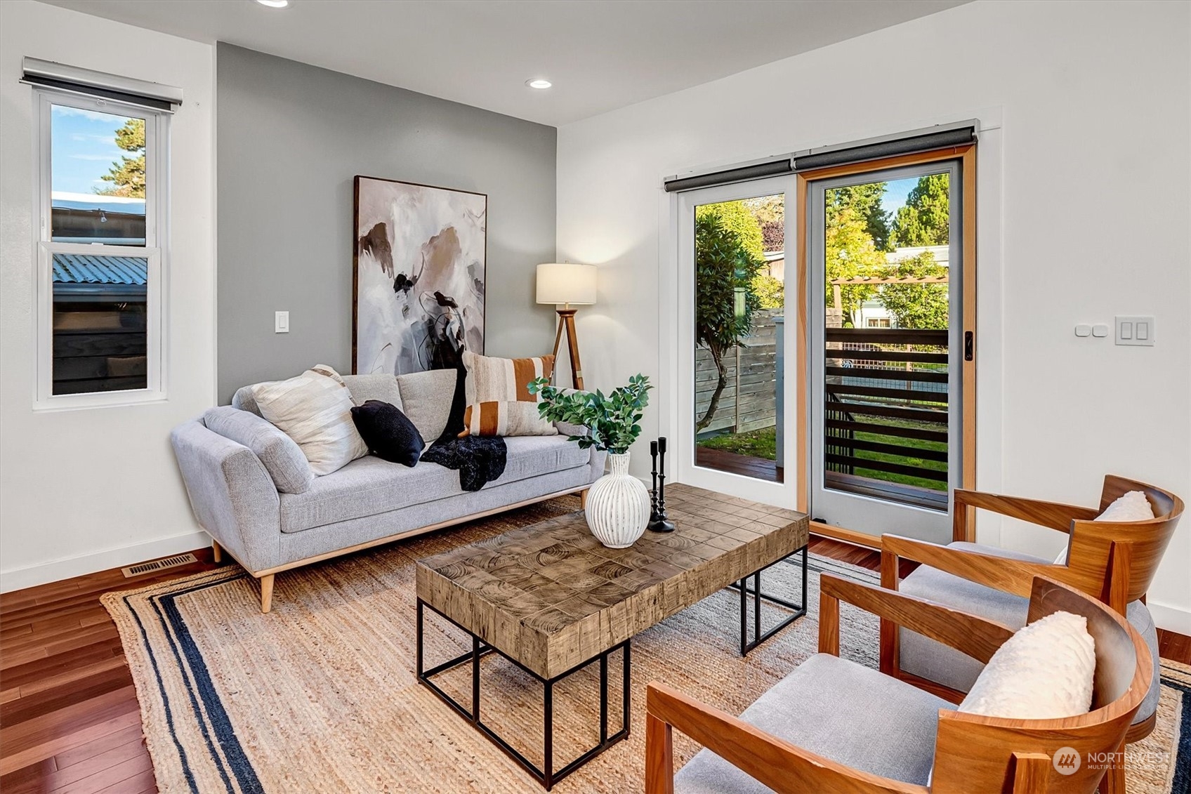 4625 S Frontenac Street