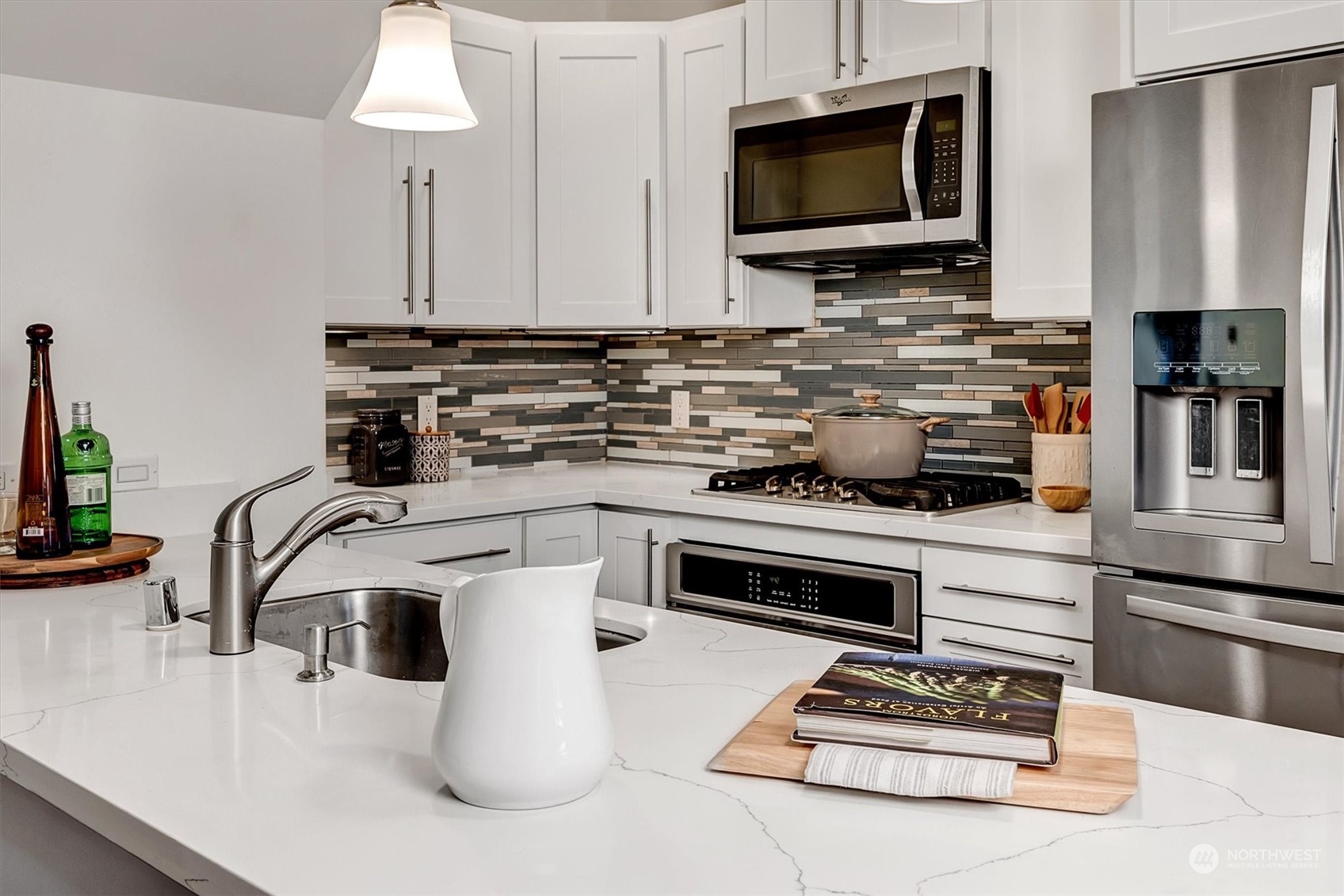 4625 S Frontenac Street